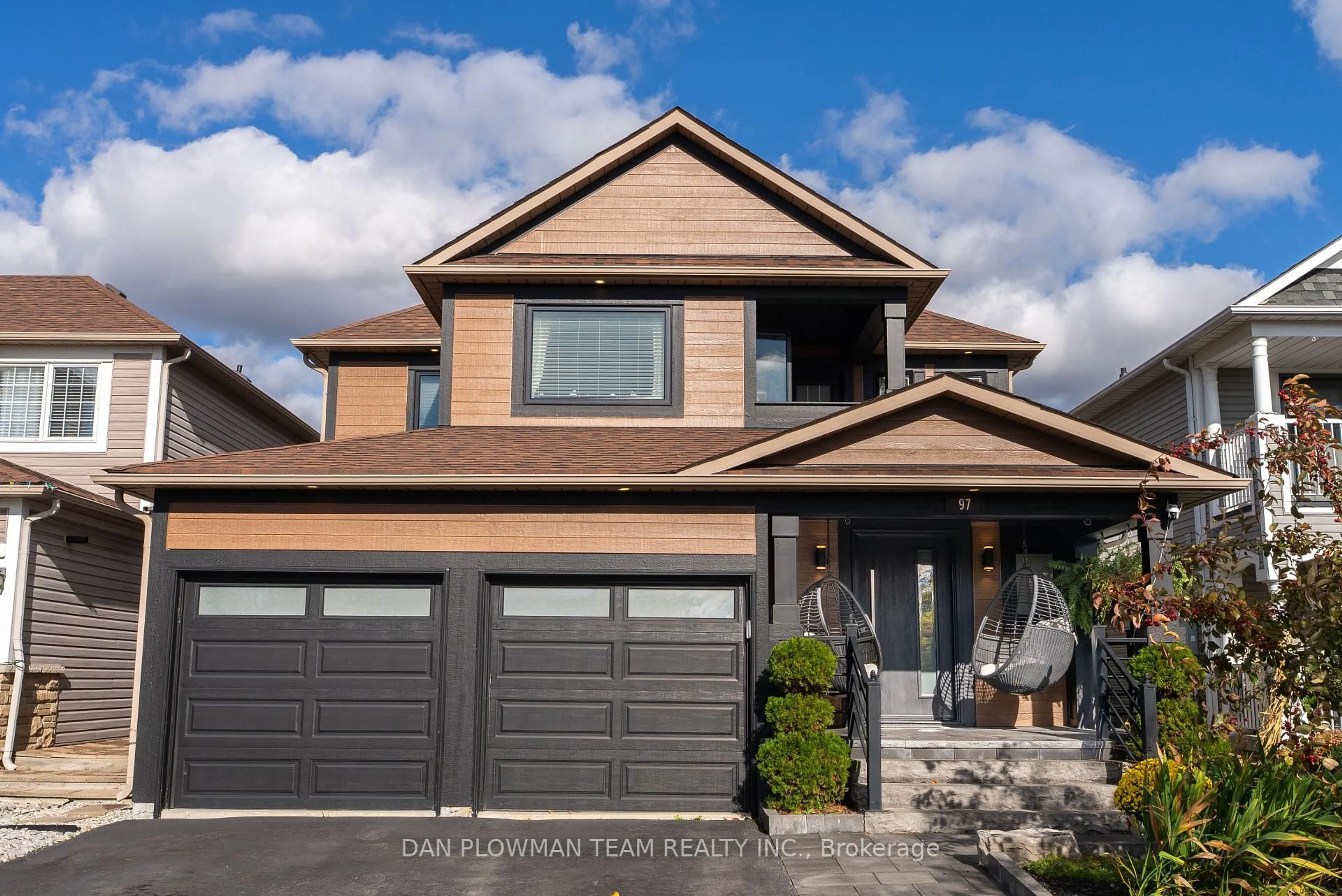 Home with vinyl exterior material, street for 97 Hammond St, Clarington Ontario L1C 5H6