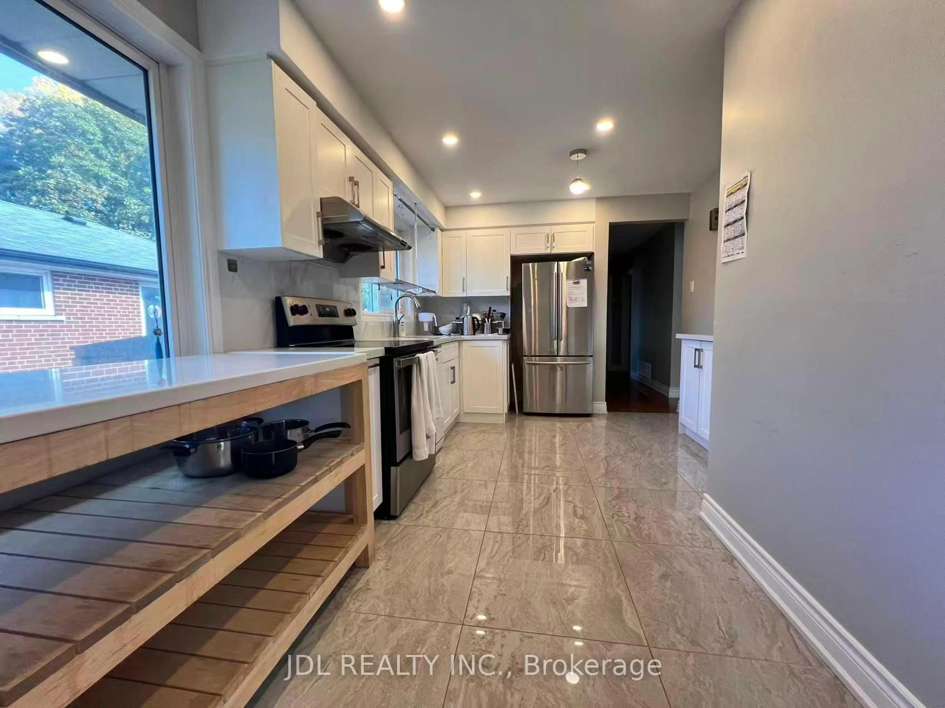 Open concept kitchen, unknown for 15 Summerglade Dr, Toronto Ontario M1S 1W8