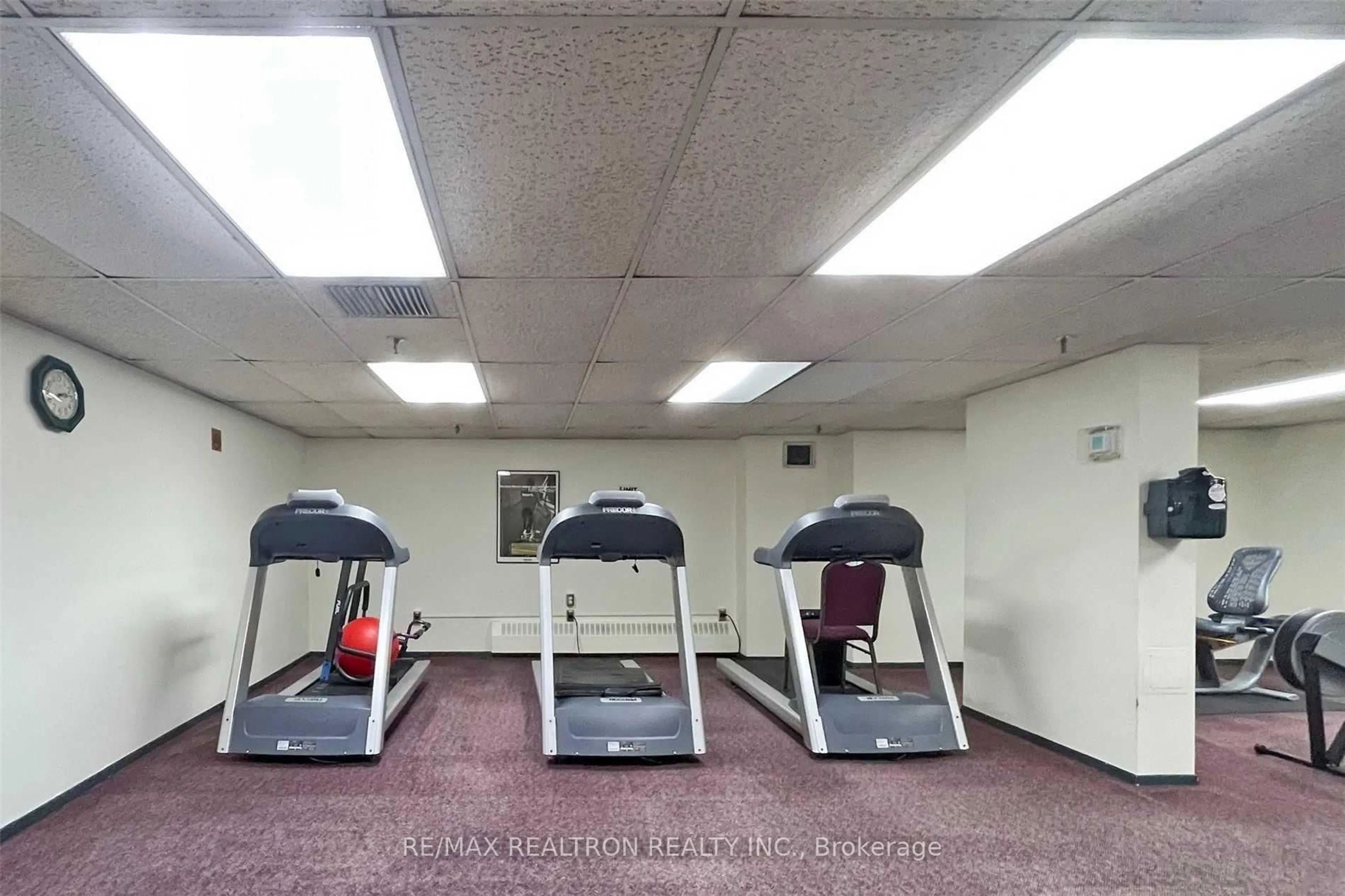Gym or fitness room for 2365 Kennedy Rd #408, Toronto Ontario M1T 3S6