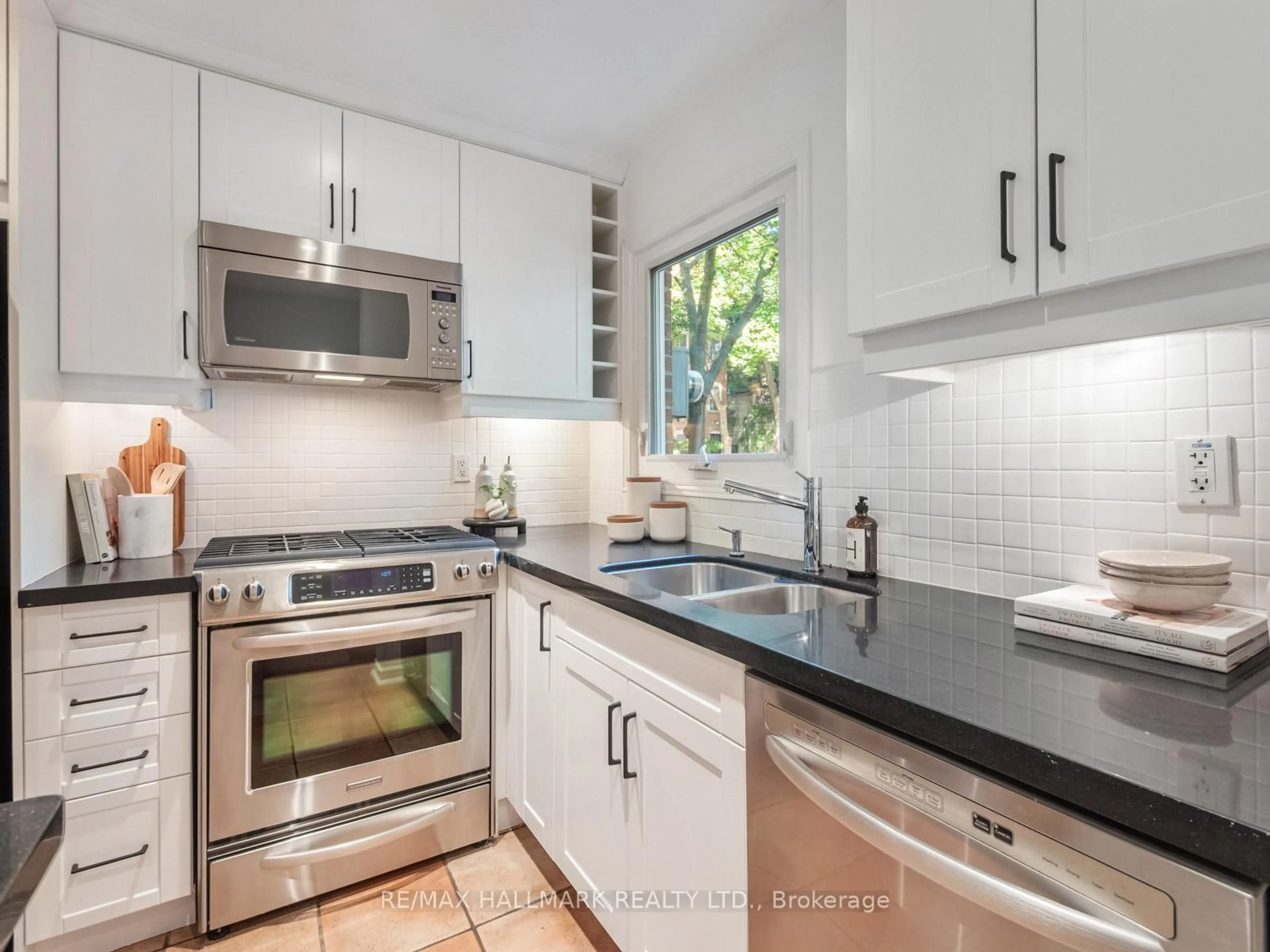 Unknown for 66 Boultbee Ave #2, Toronto Ontario M4J 1B1