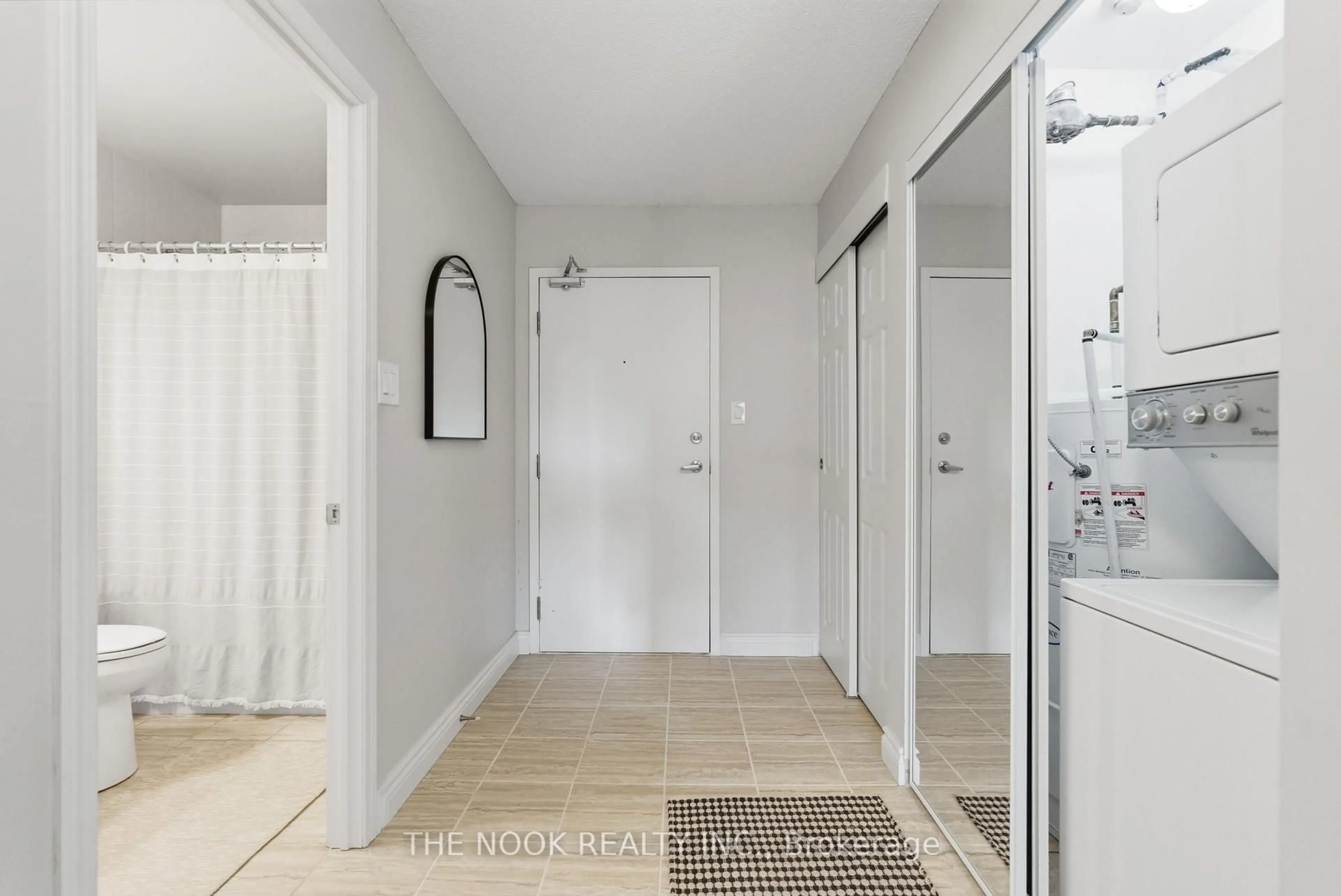 Indoor entryway for 83 Aspen Springs Dr #104, Clarington Ontario L1C 5J7