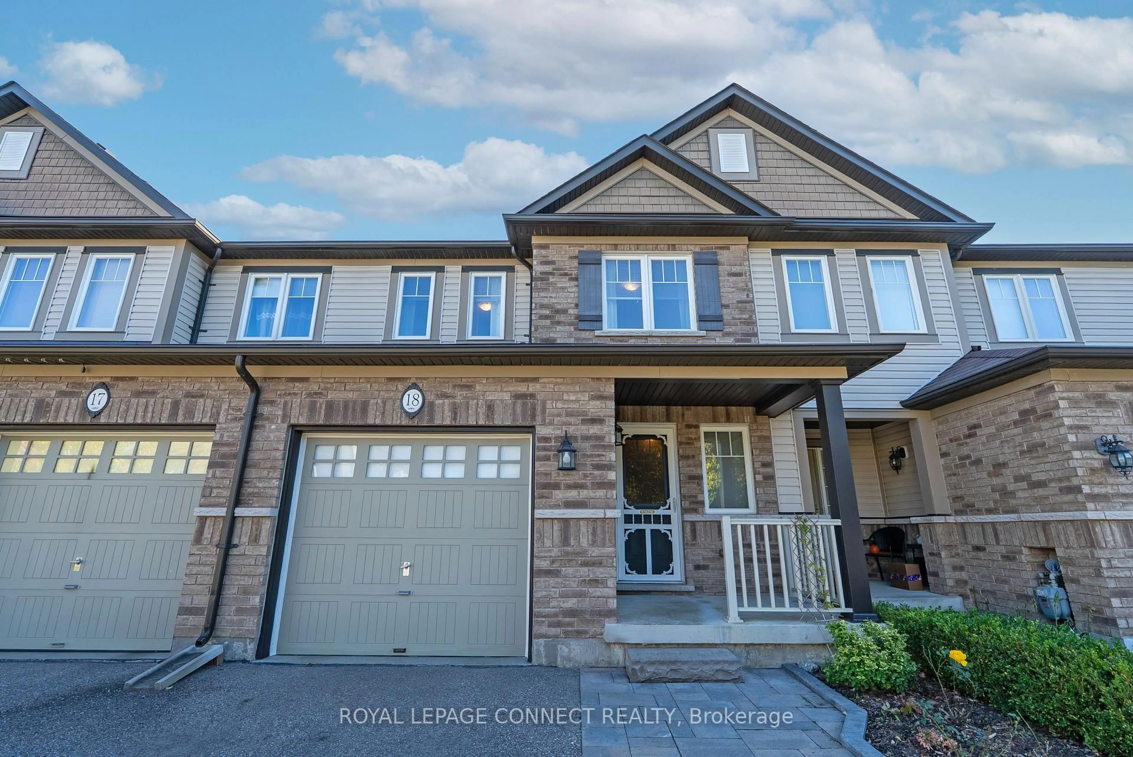 Home with brick exterior material, street for 1640 Grandview St #18, Oshawa Ontario L1K 0S6