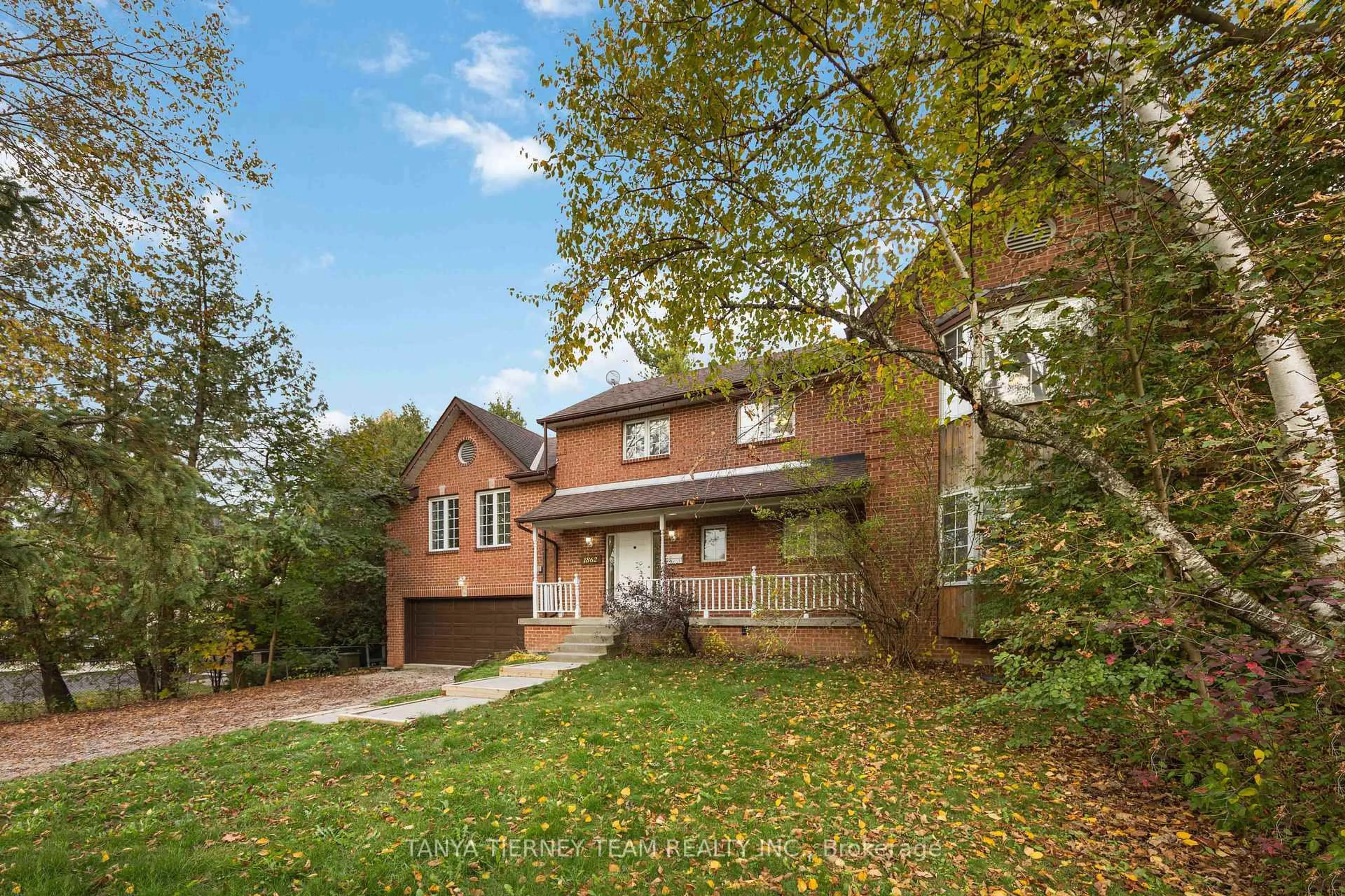 Home with brick exterior material, street for 1862 Pinegrove Ave, Pickering Ontario L1V 1K7