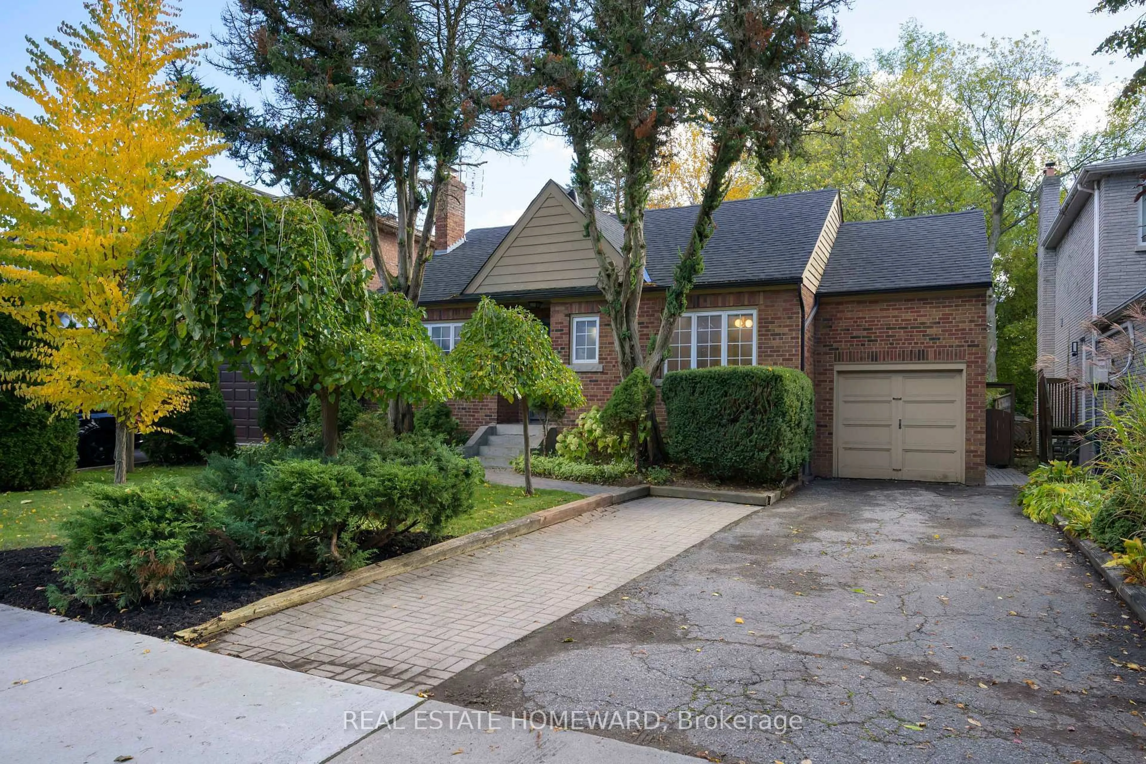Home with brick exterior material, street for 59 Parkview Hill Cres, Toronto Ontario M4B 1R1
