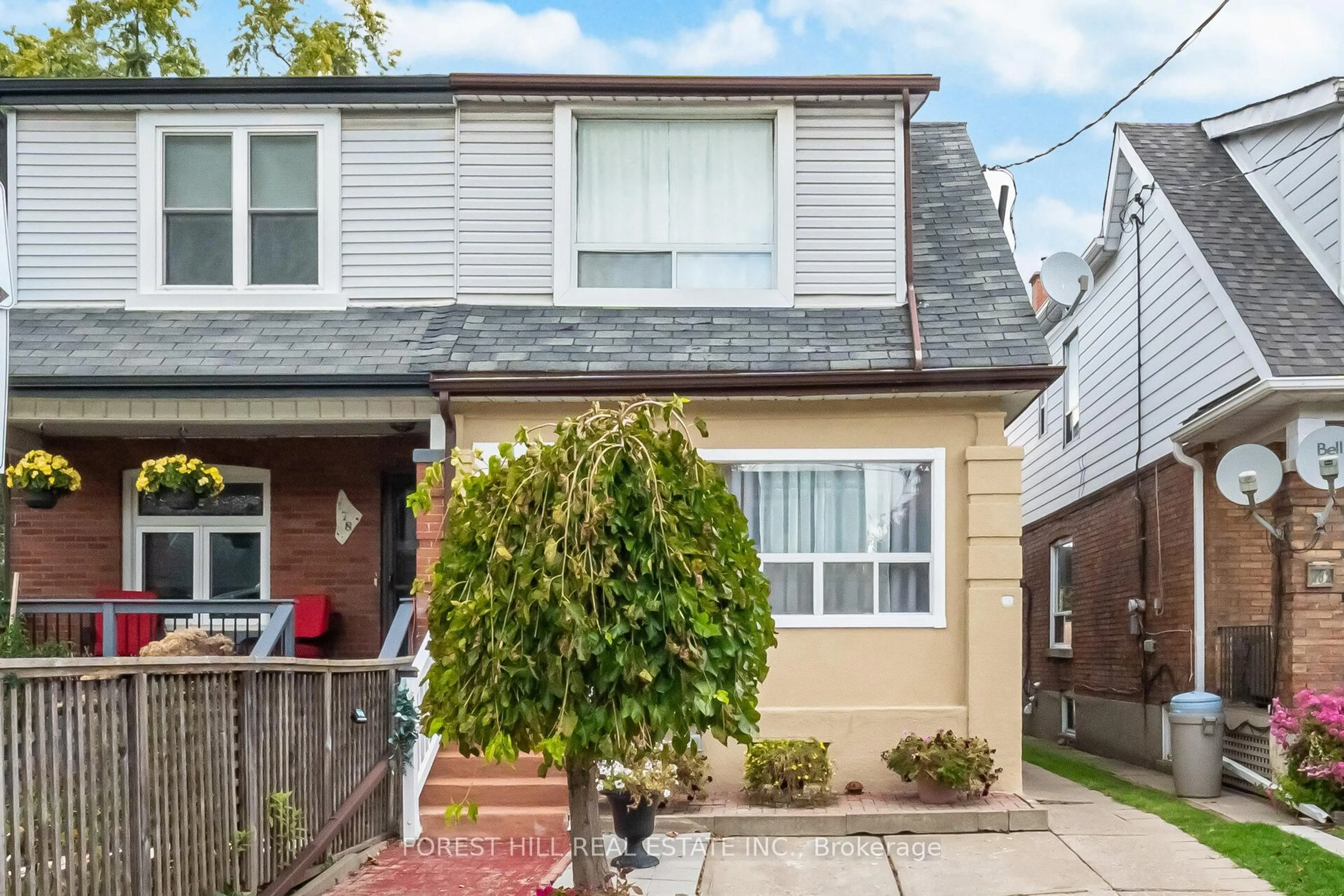 Home with vinyl exterior material, street for 180 Milverton Blvd, Toronto Ontario M4J 1V4