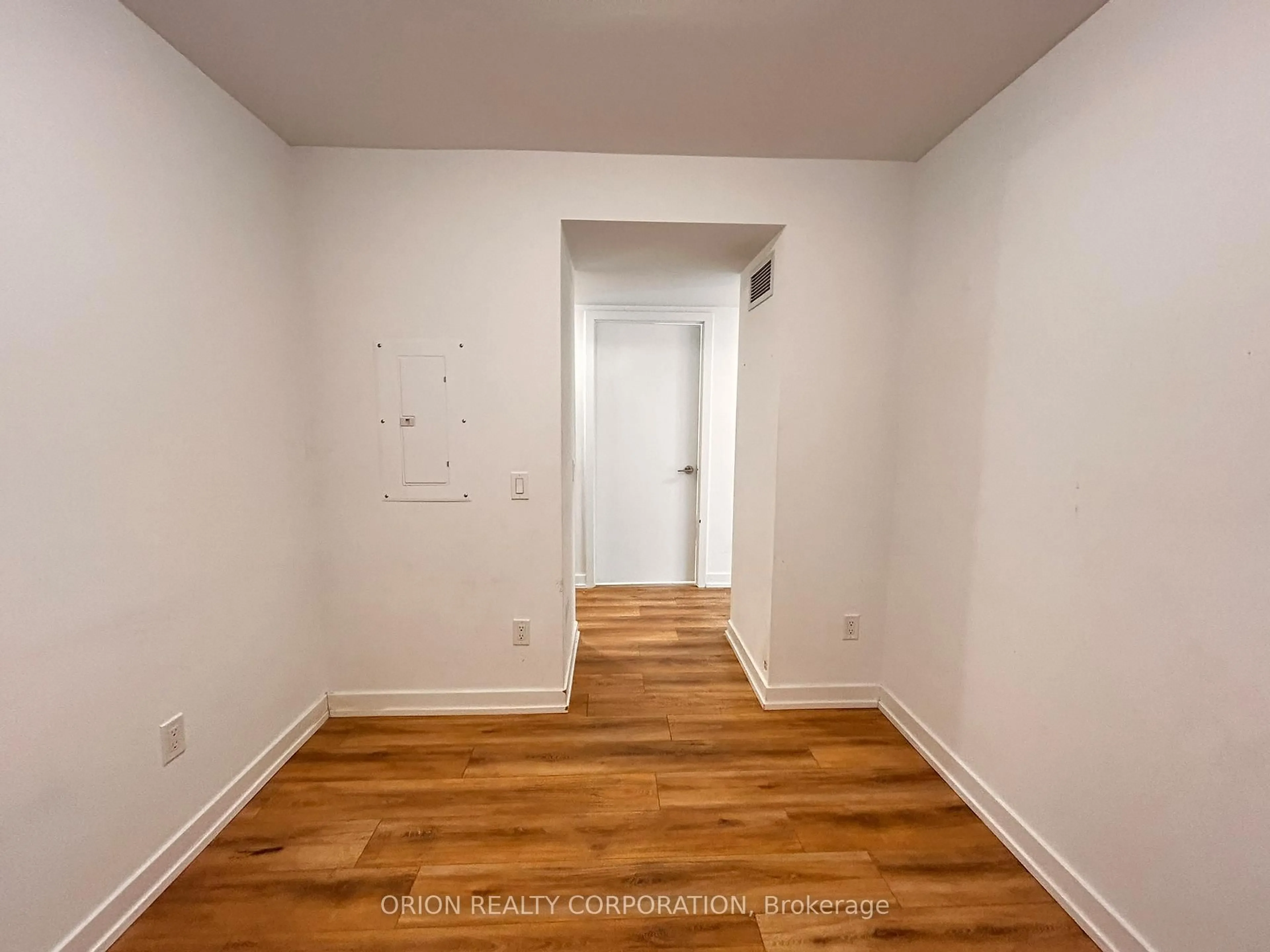 A pic of a room for 1480 Bayly St #1103, Pickering Ontario L1W 0C2