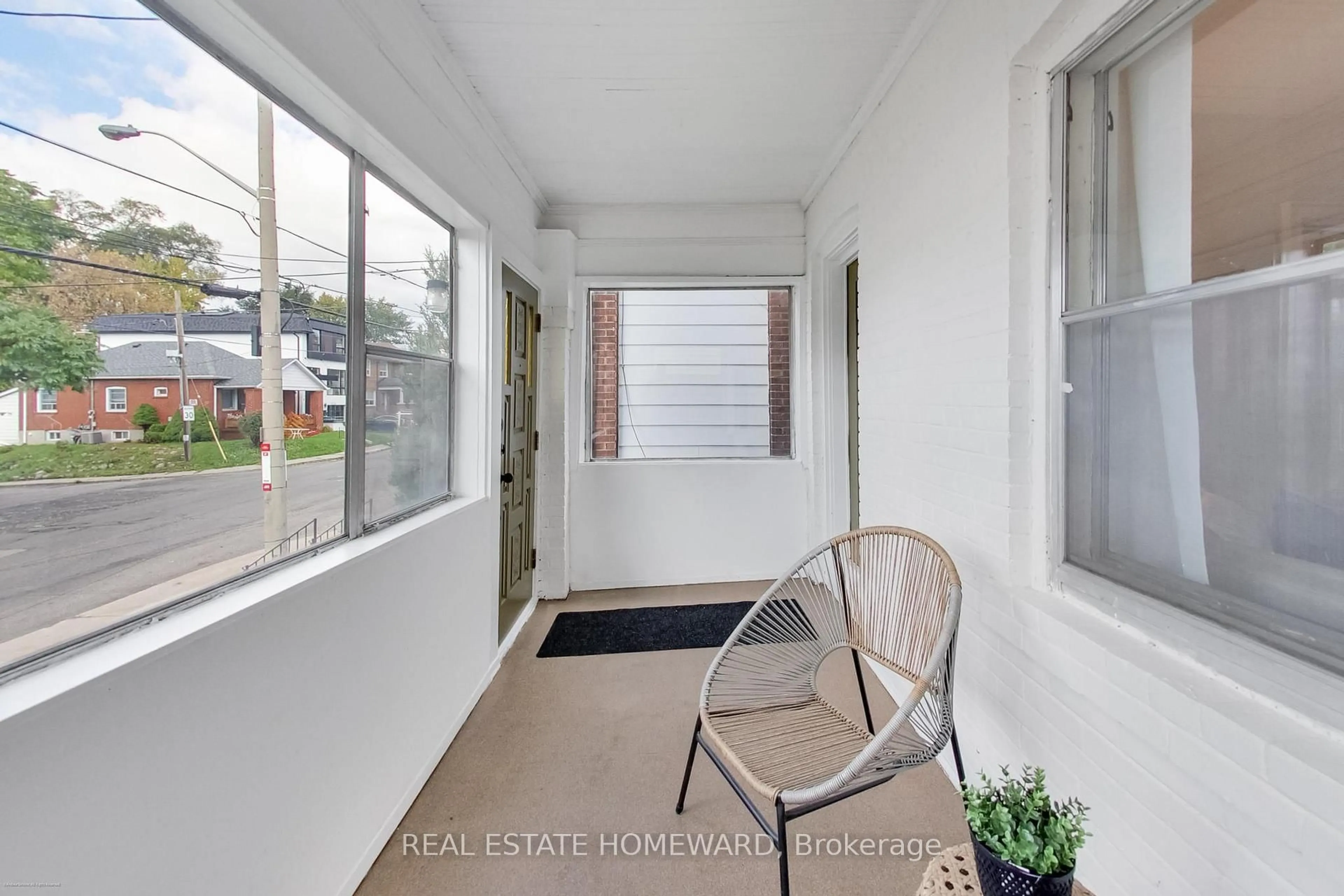 Indoor entryway for 255 Westlake Ave, Toronto Ontario M4C 4T3
