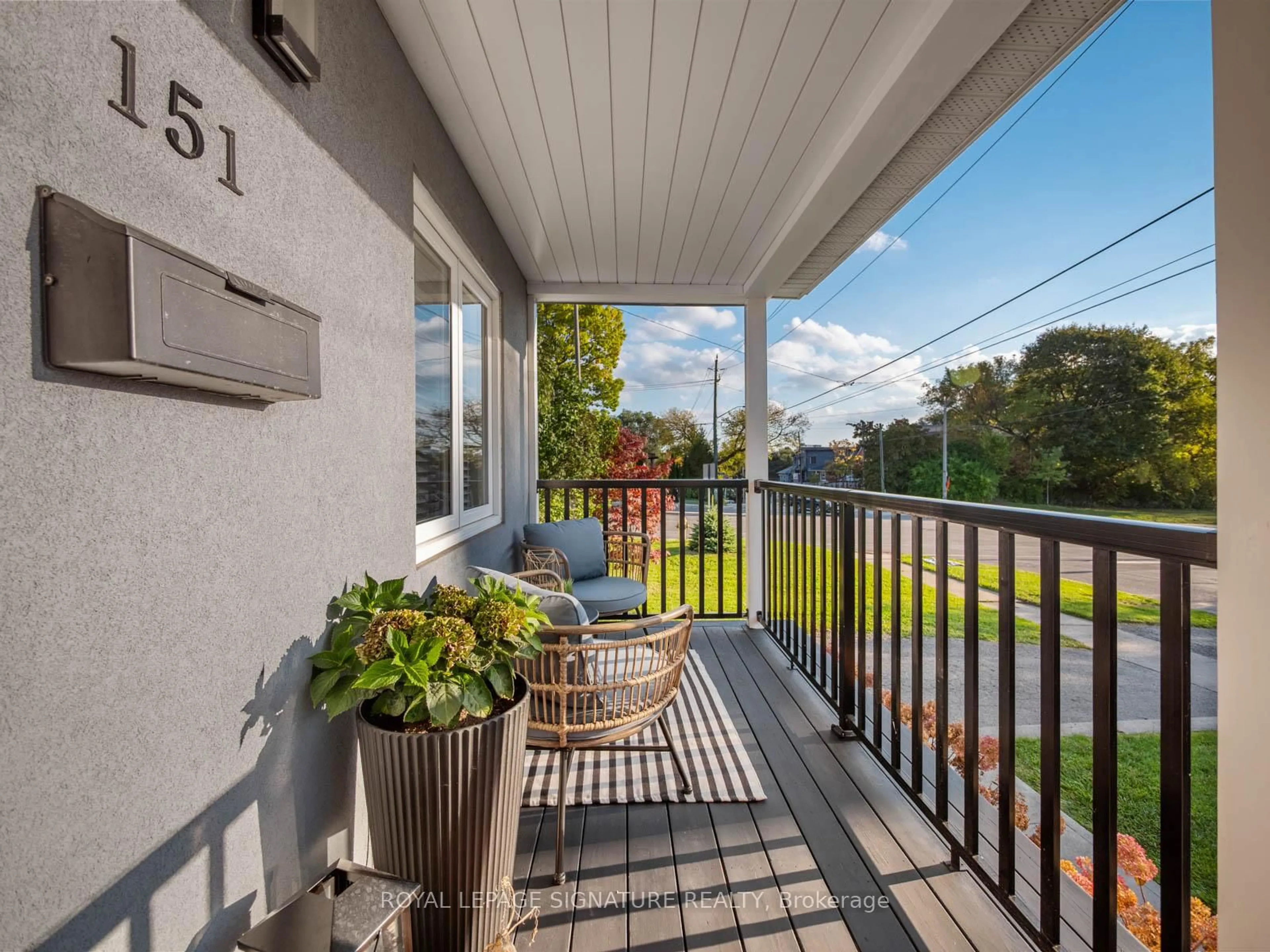 Patio, water/lake/river/ocean view for 151 Eastwood Ave, Toronto Ontario M1N 3H5