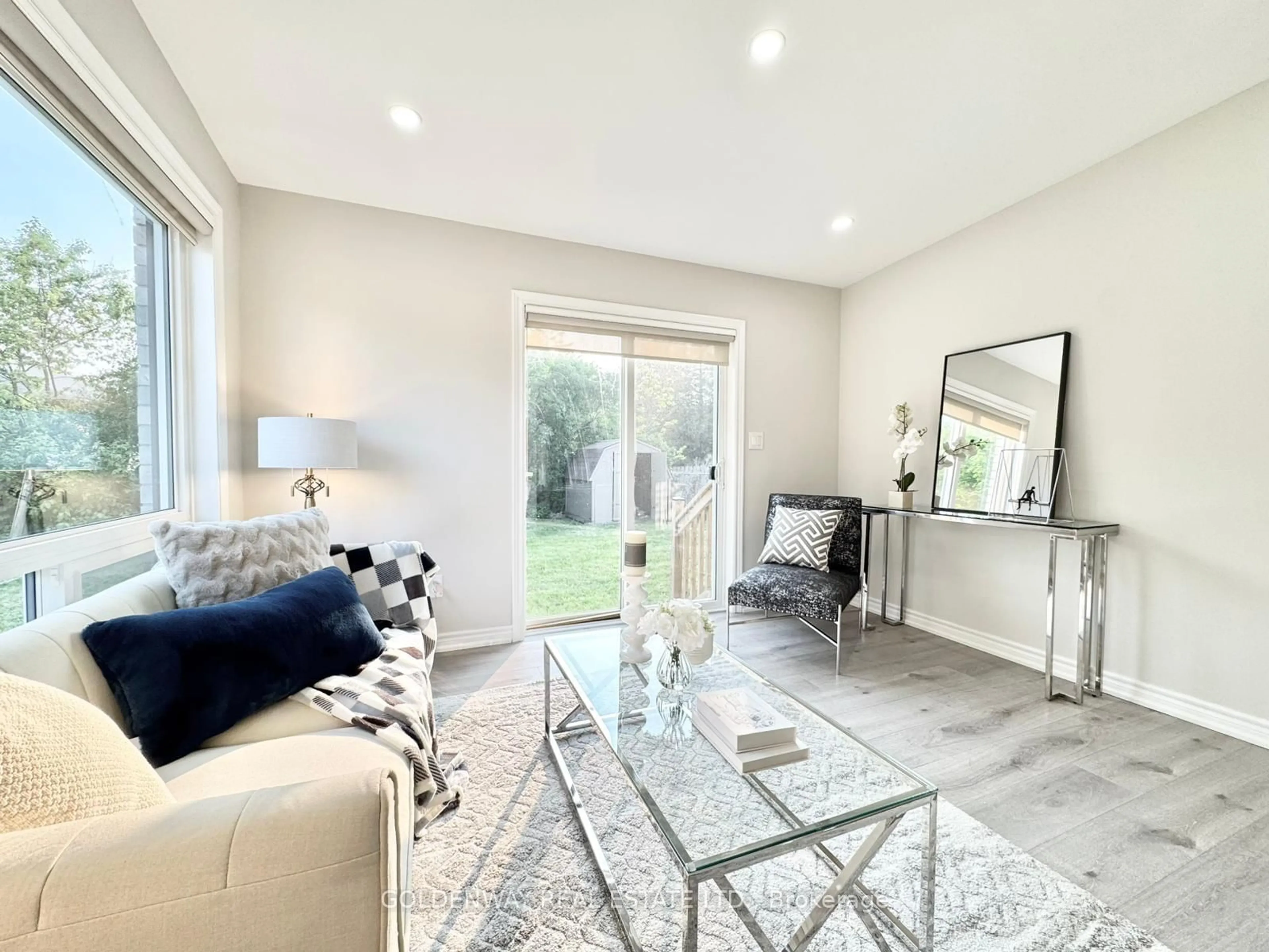 Living room with furniture, unknown for 1286 Cedar St, Oshawa Ontario L1J 3S2