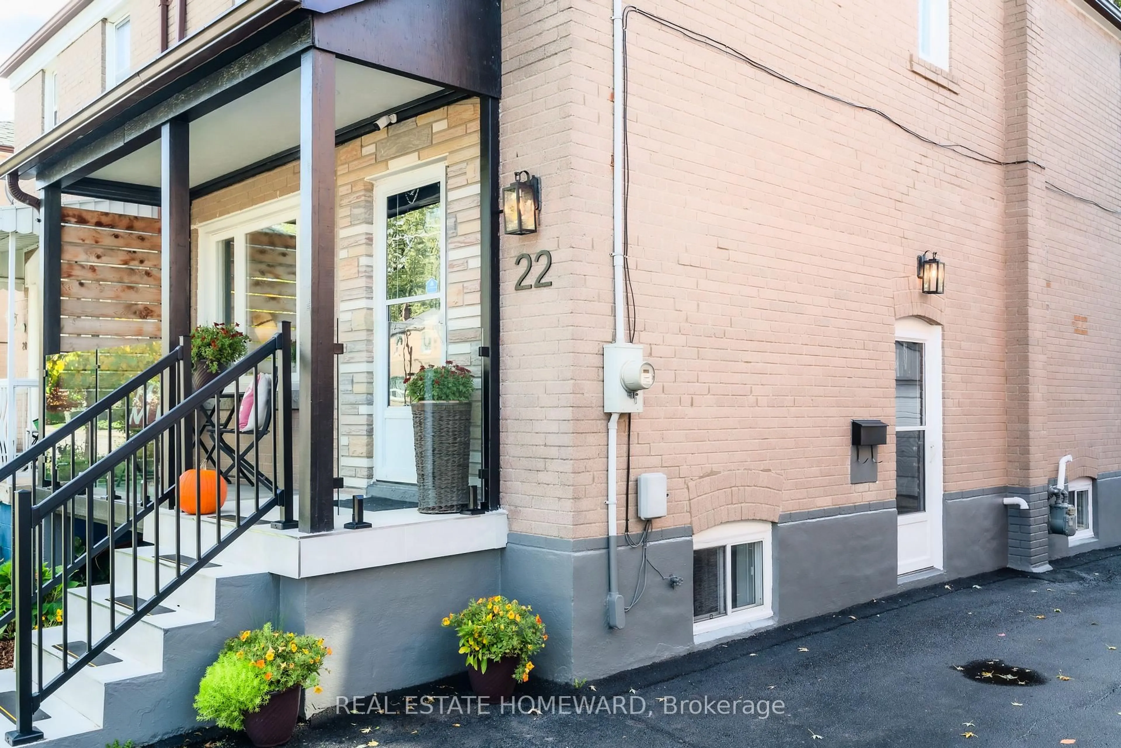 Unknown for 22 Rupert St, Toronto Ontario M1K 1T4