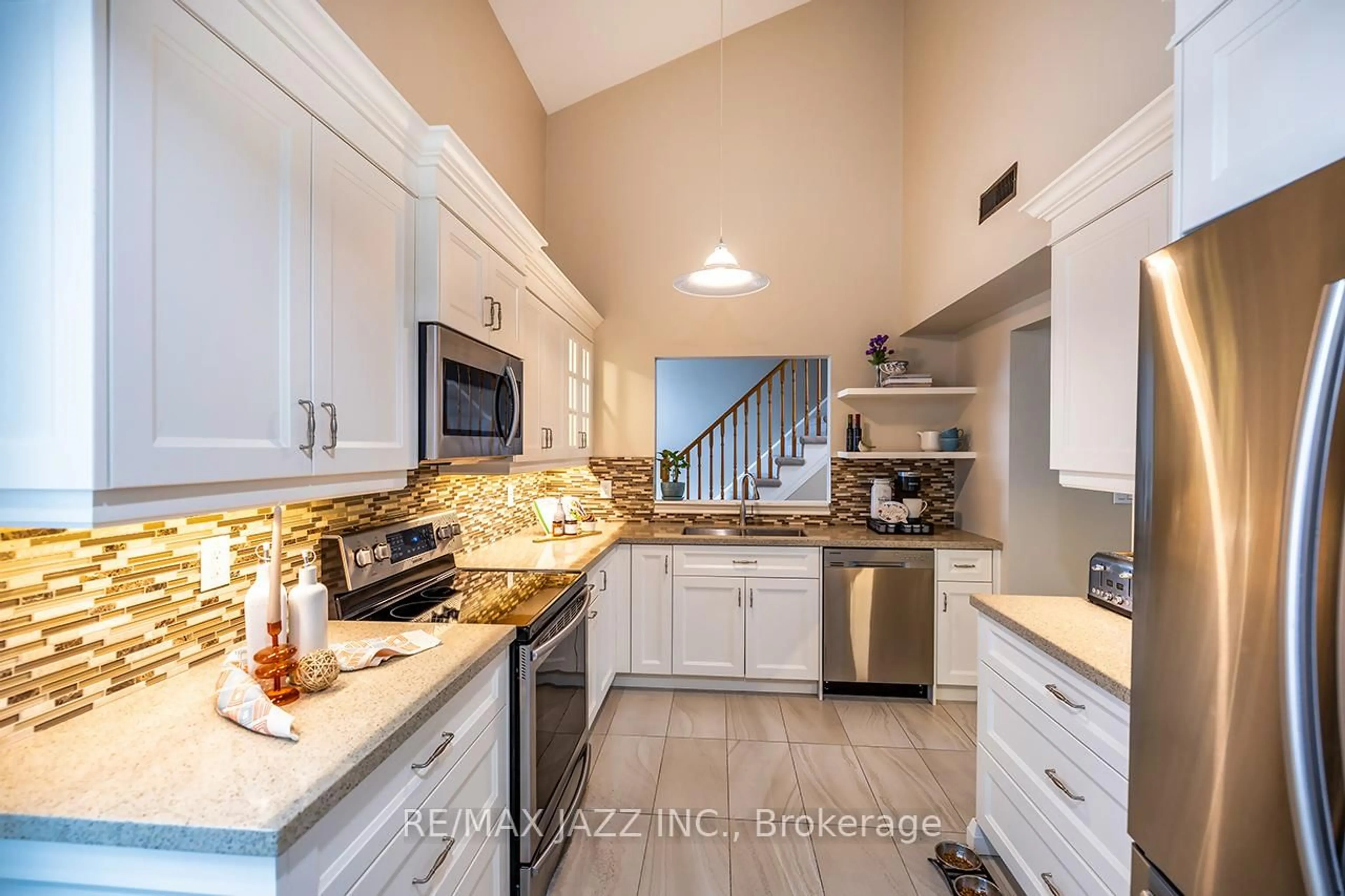 Contemporary kitchen, ceramic/tile floor for 1655 Nash Rd #C3, Clarington Ontario L1E 1S8