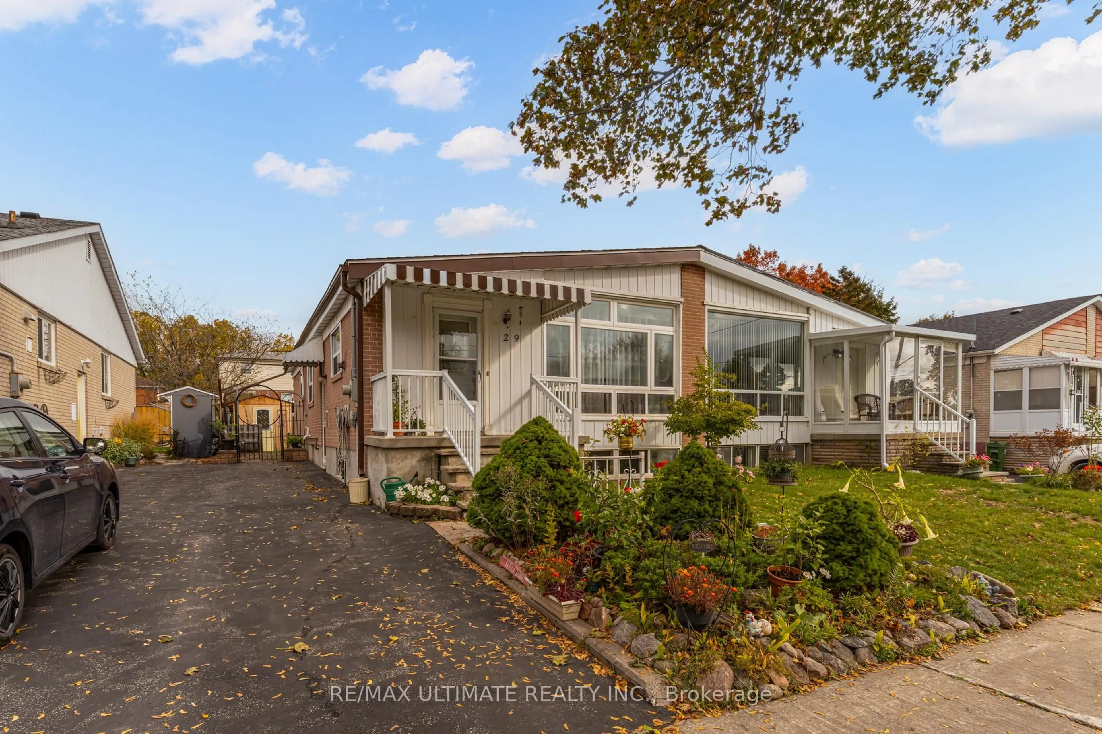Home with vinyl exterior material, street for 29 Clapperton Ave, Toronto Ontario M1L 4K7