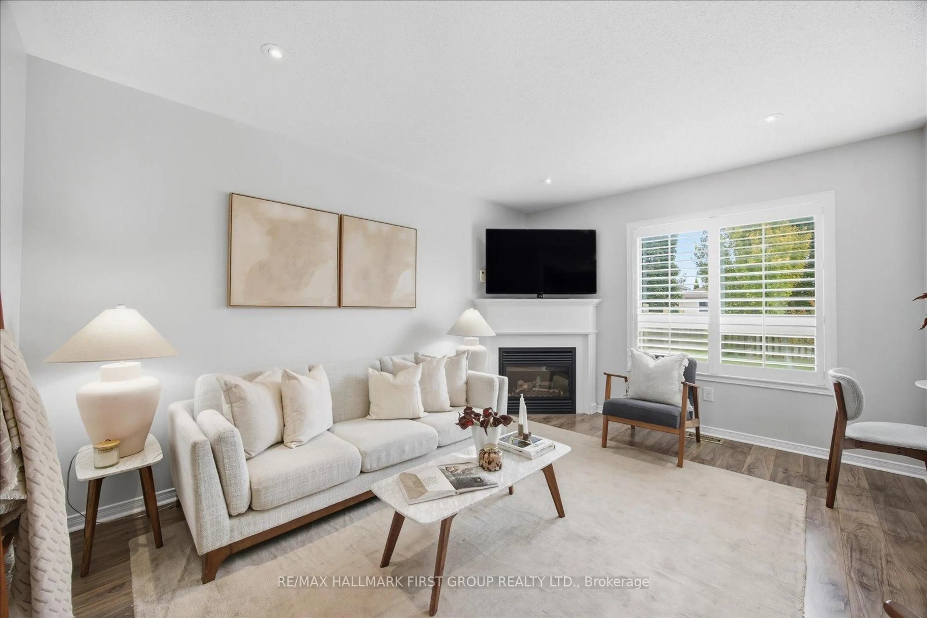 Living room with furniture, unknown for 151 Honeyman Dr, Clarington Ontario L1C 0J1