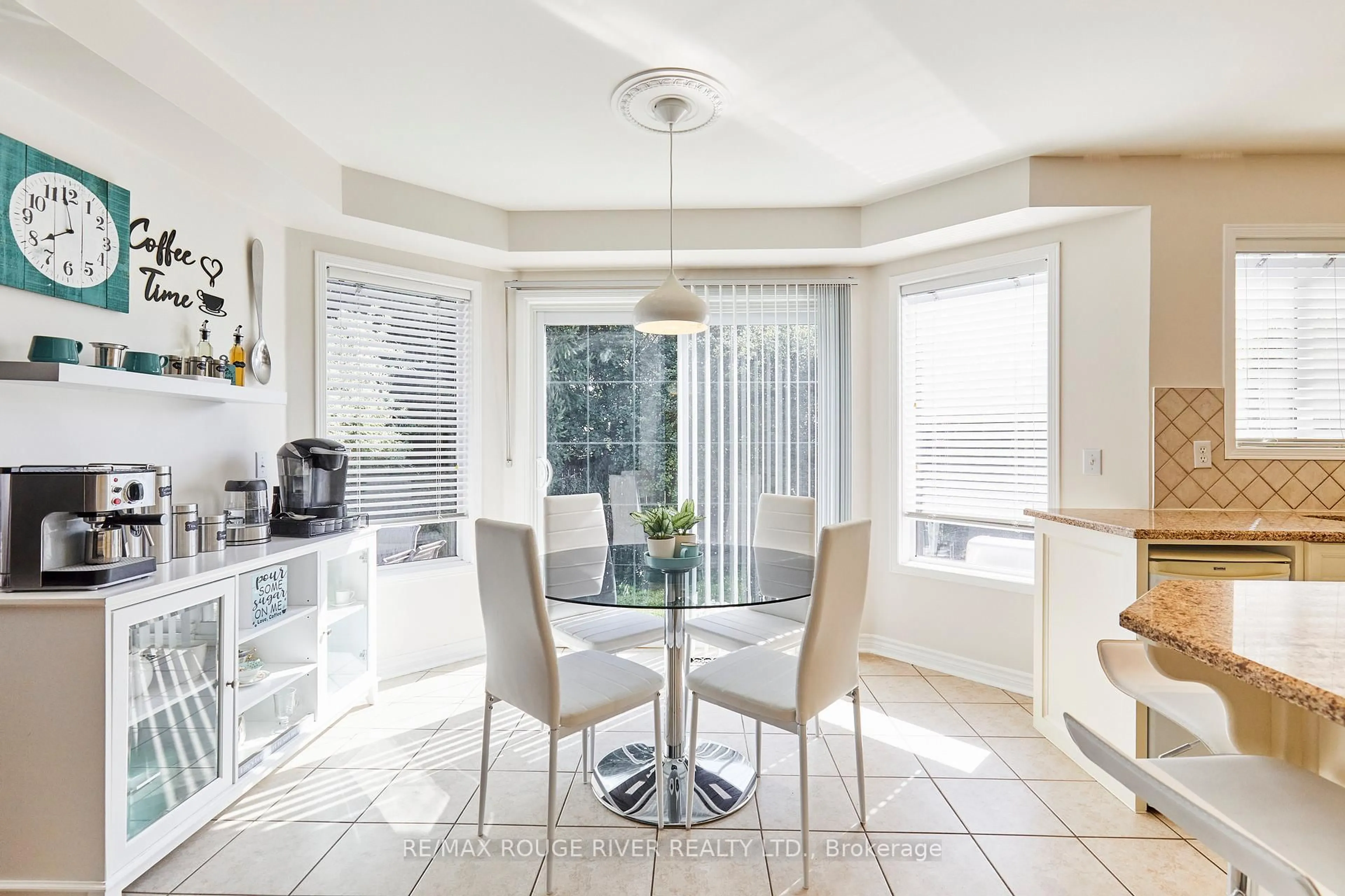 Dining room, ceramic/tile floor for 25 Constance Dr, Whitby Ontario L1P 1M9