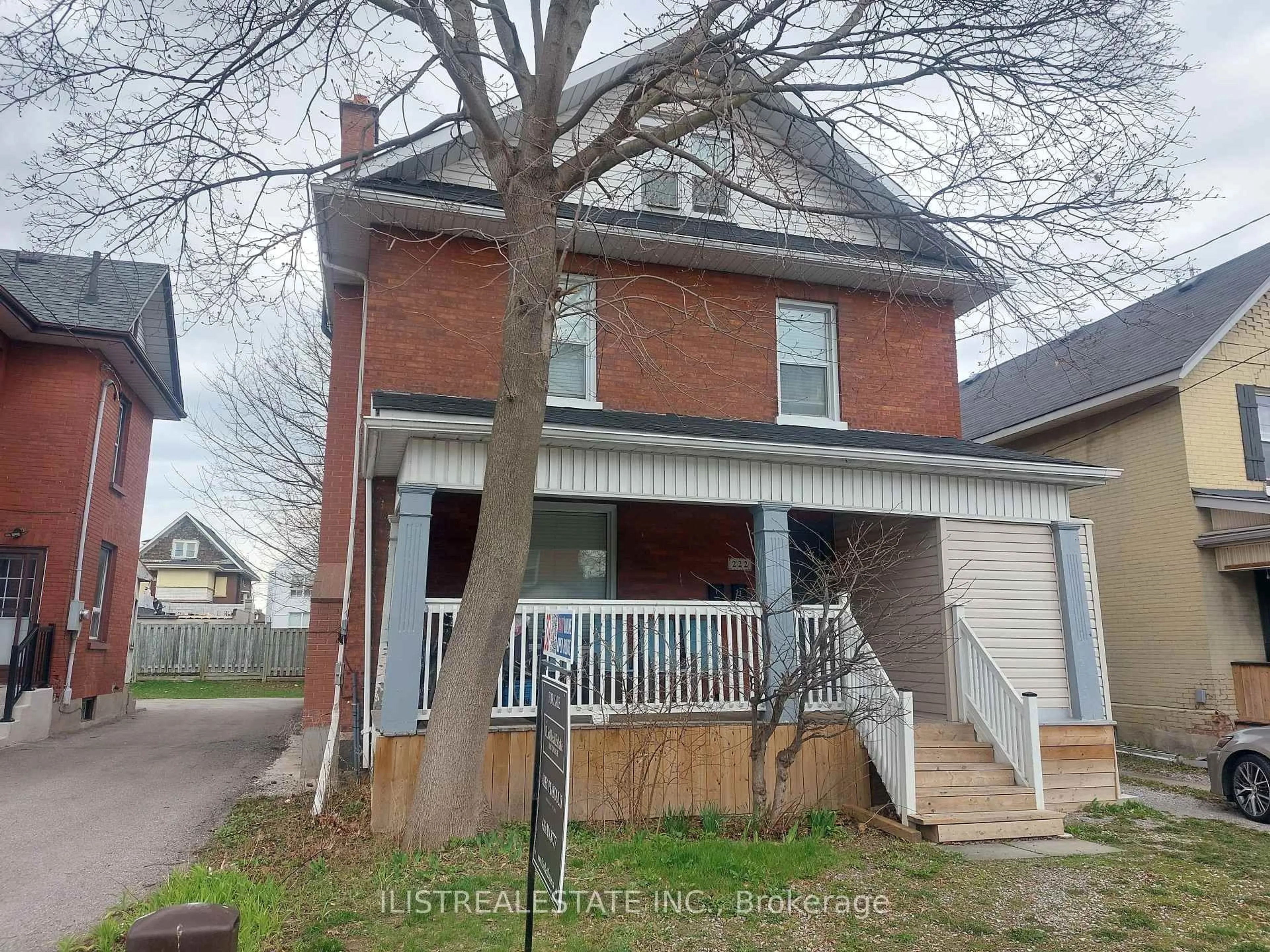 Home with brick exterior material, street for 222 Athol St, Oshawa Ontario L1H 1K3