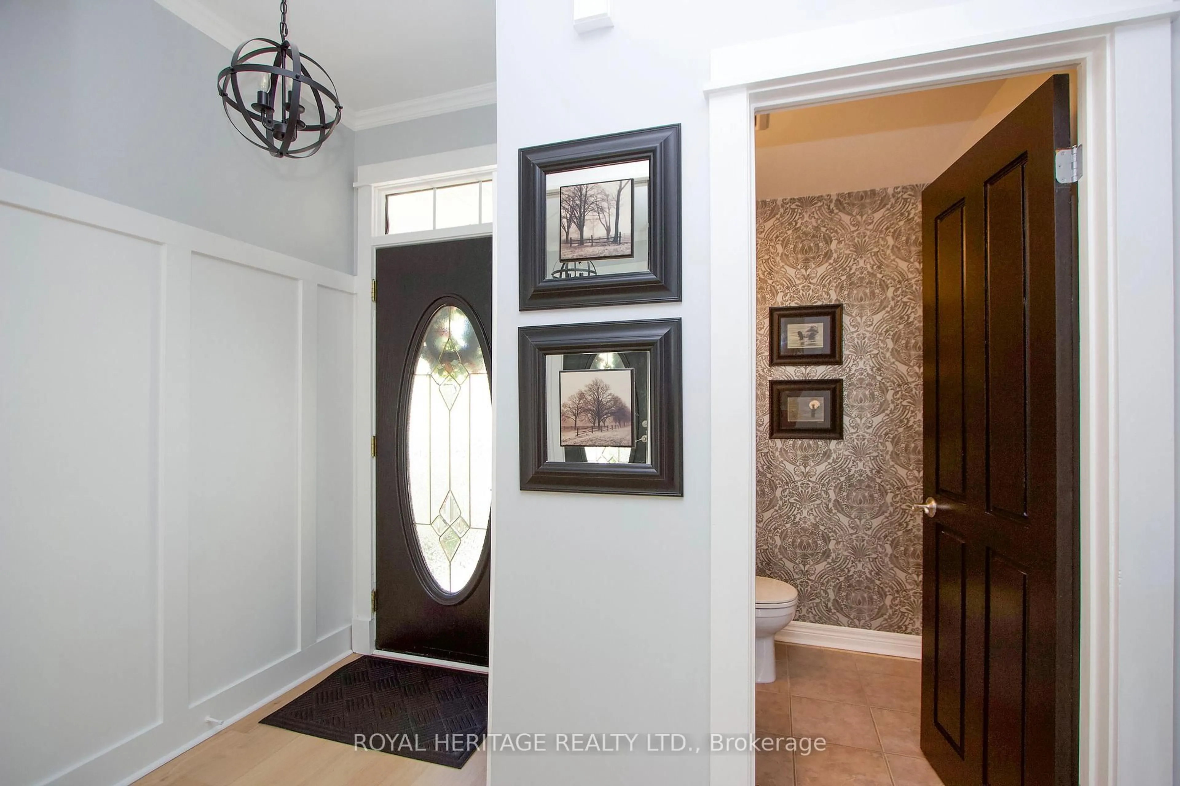 Indoor entryway for 87 Anchorage Ave, Whitby Ontario L1N 9N9