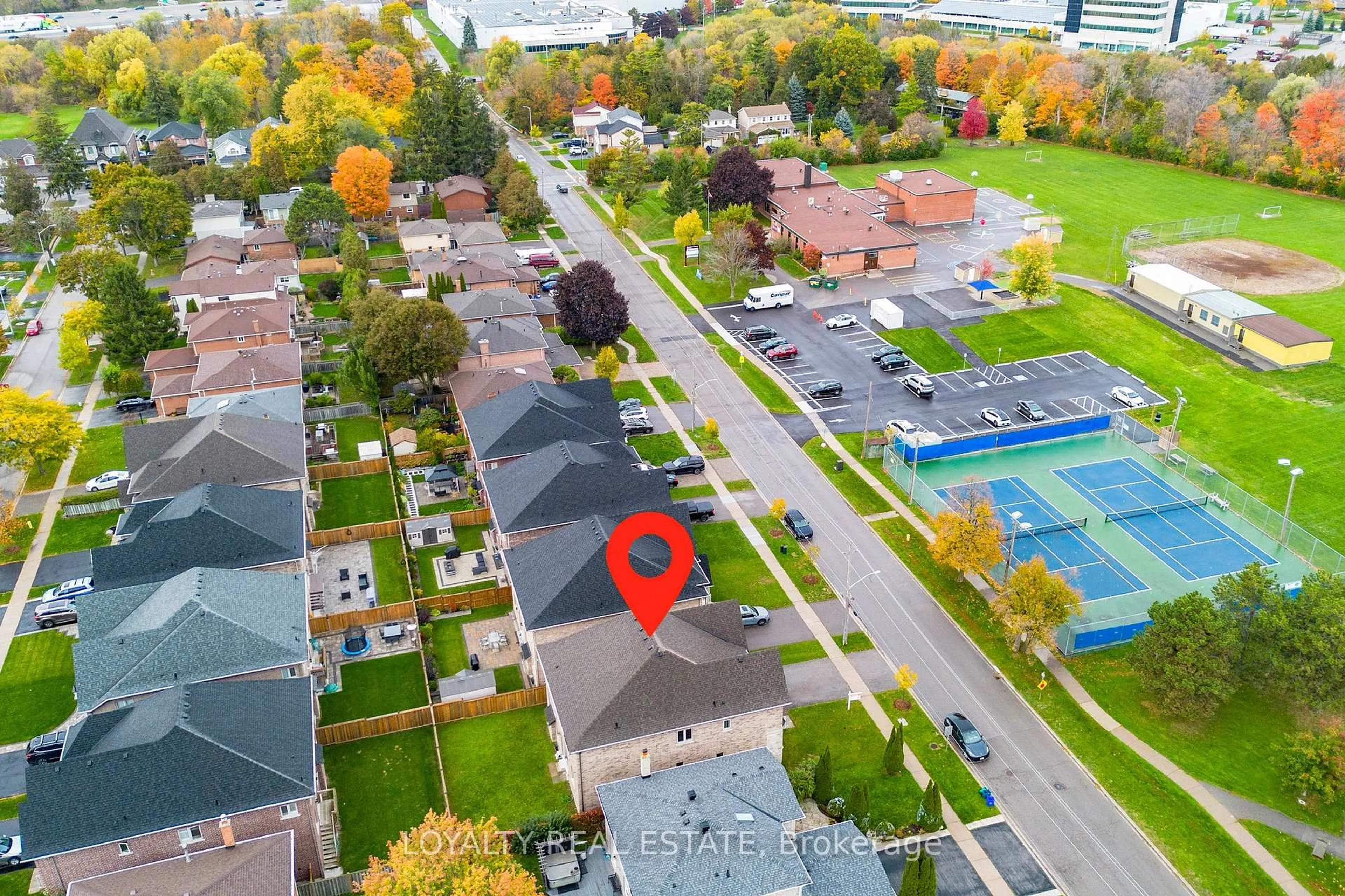 A pic from outside/outdoor area/front of a property/back of a property/a pic from drone, city buildings view from balcony for 556 Rosebank Rd, Pickering Ontario L1W 2N5
