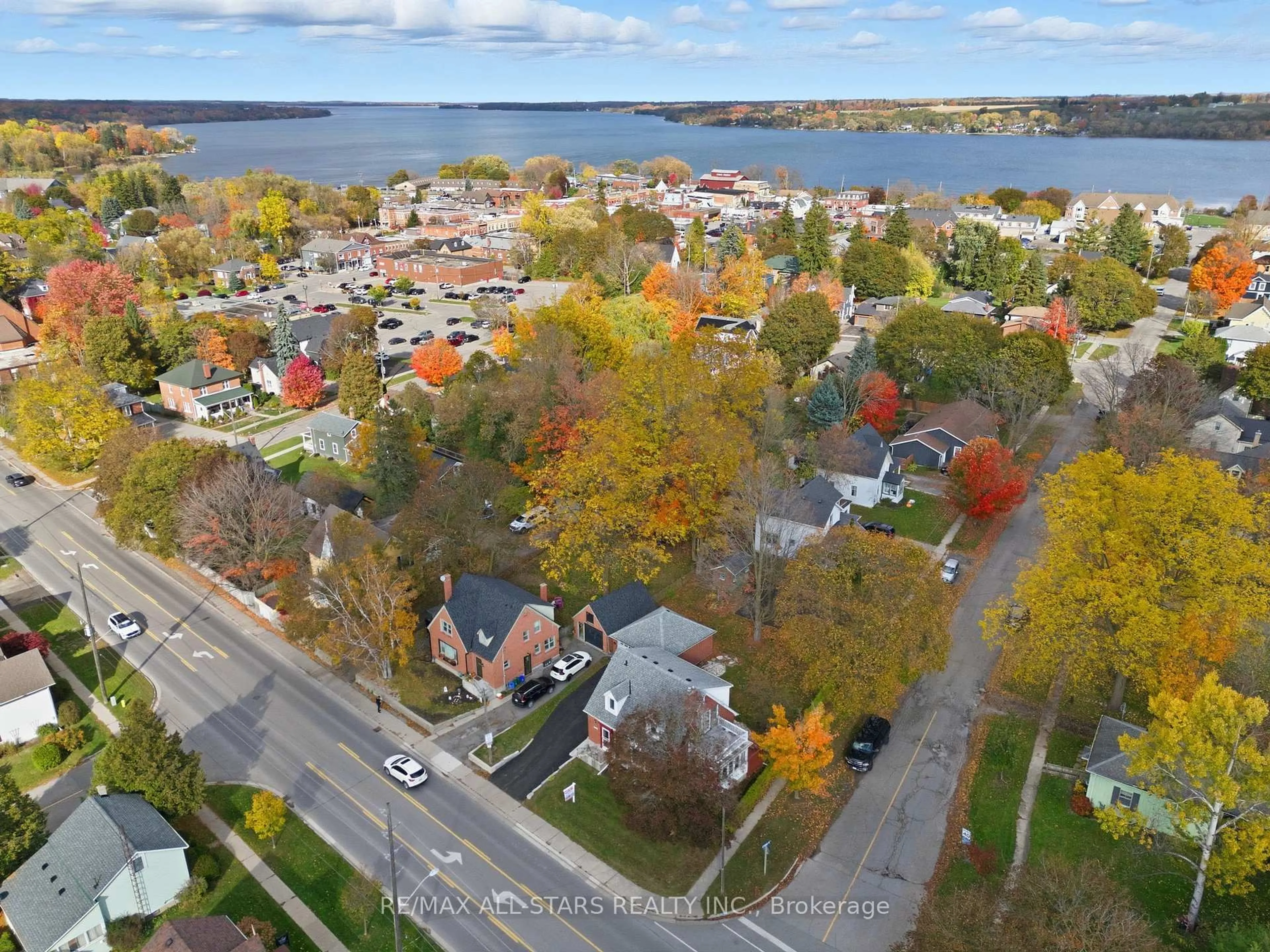 A pic from outside/outdoor area/front of a property/back of a property/a pic from drone, water/lake/river/ocean view for 15173 Simcoe St, Scugog Ontario L9L 1J5