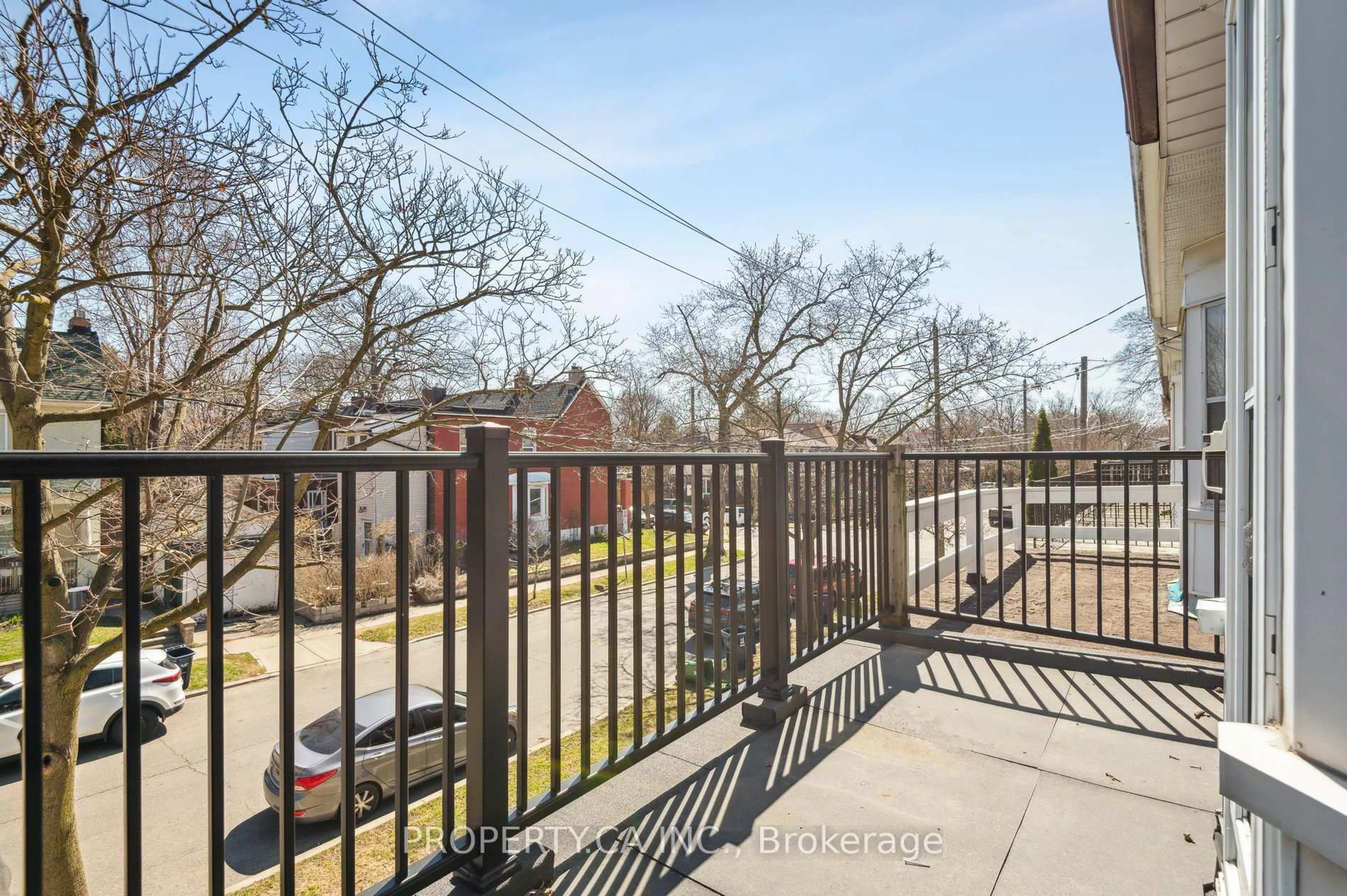 Unknown for 176 Gillard Ave, Toronto Ontario M4J 4N8