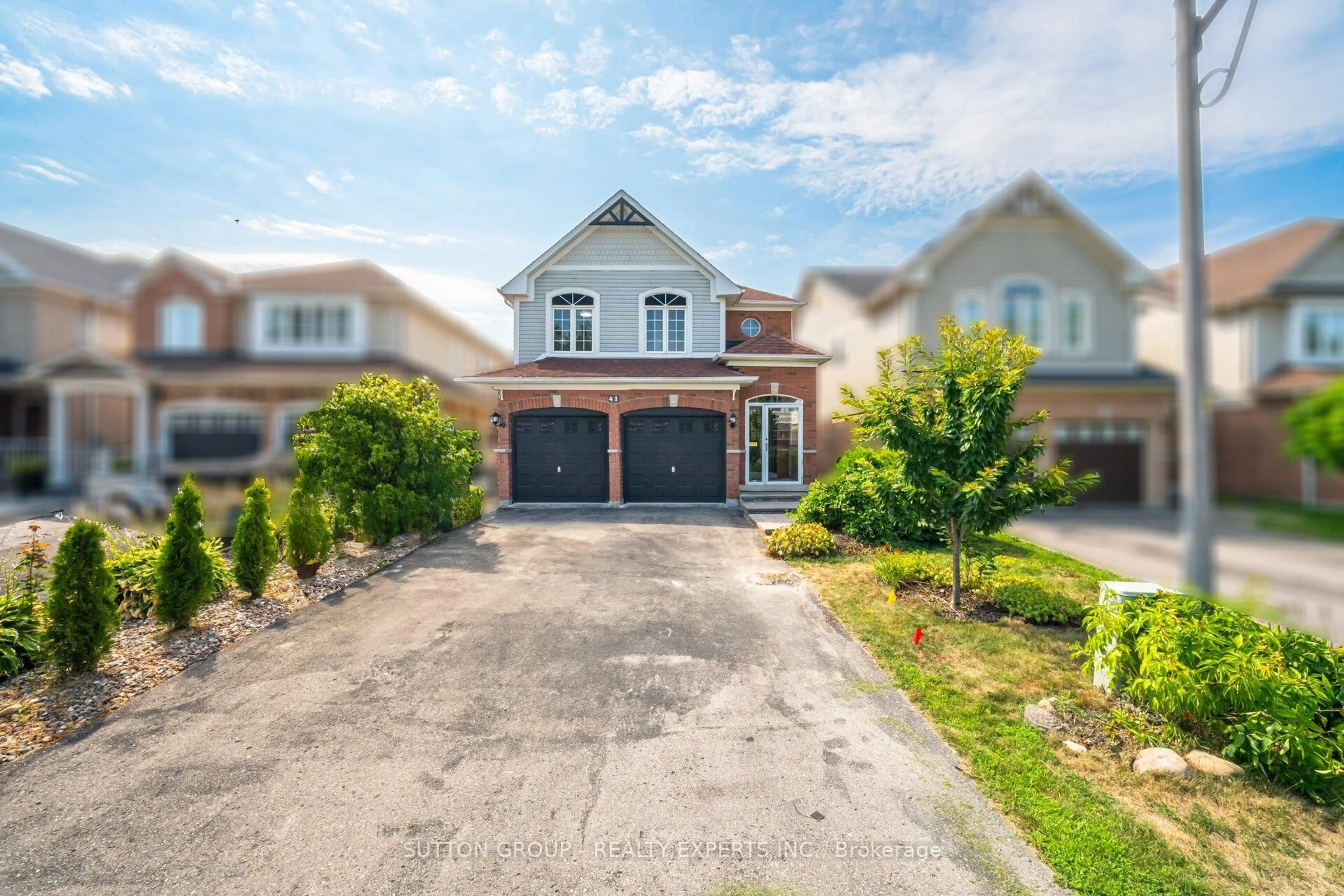 Unknown for 41 Solmar Ave, Whitby Ontario L1R 2Z6
