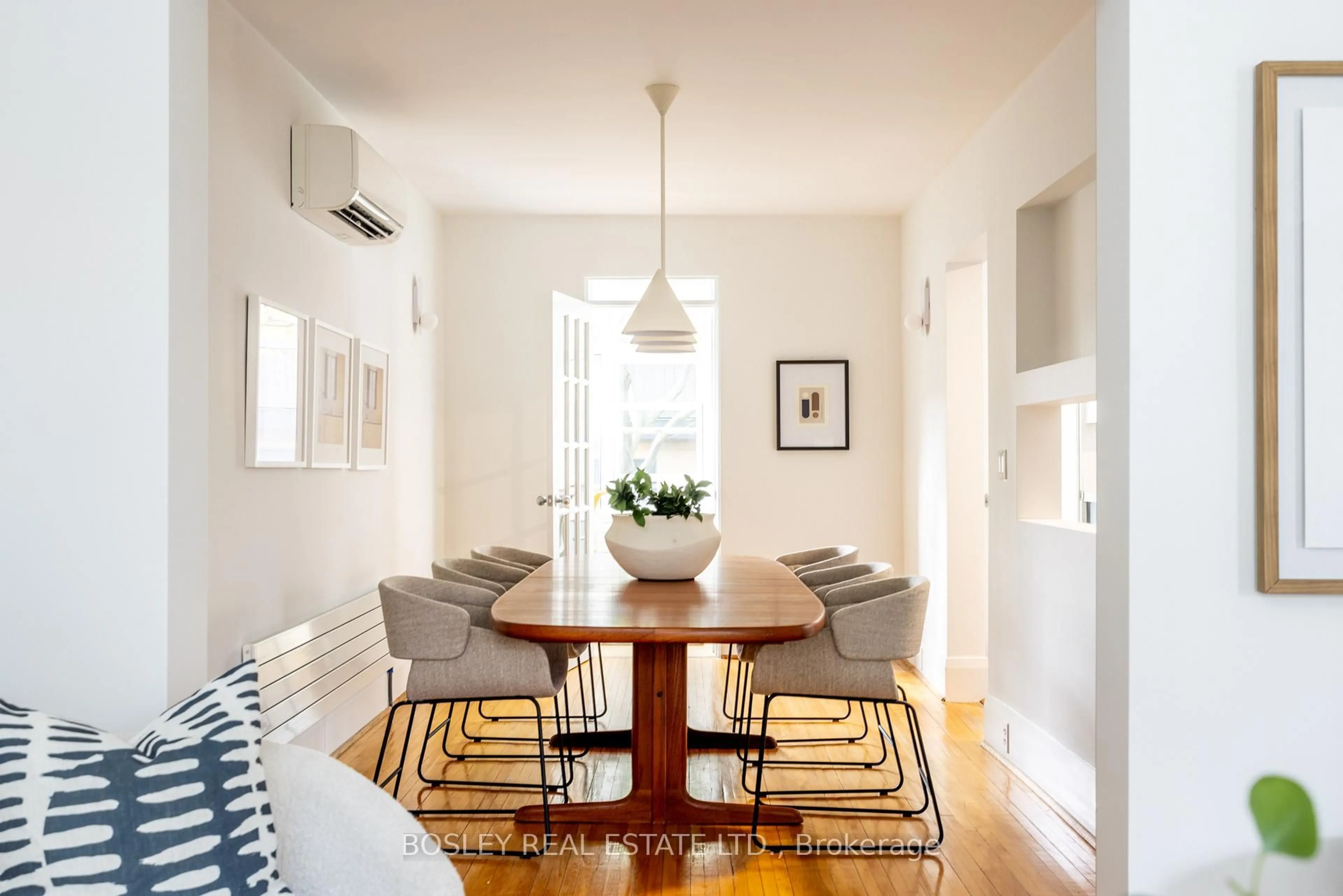 Dining room, unknown for 12 Coleridge Ave, Toronto Ontario M4C 4H5