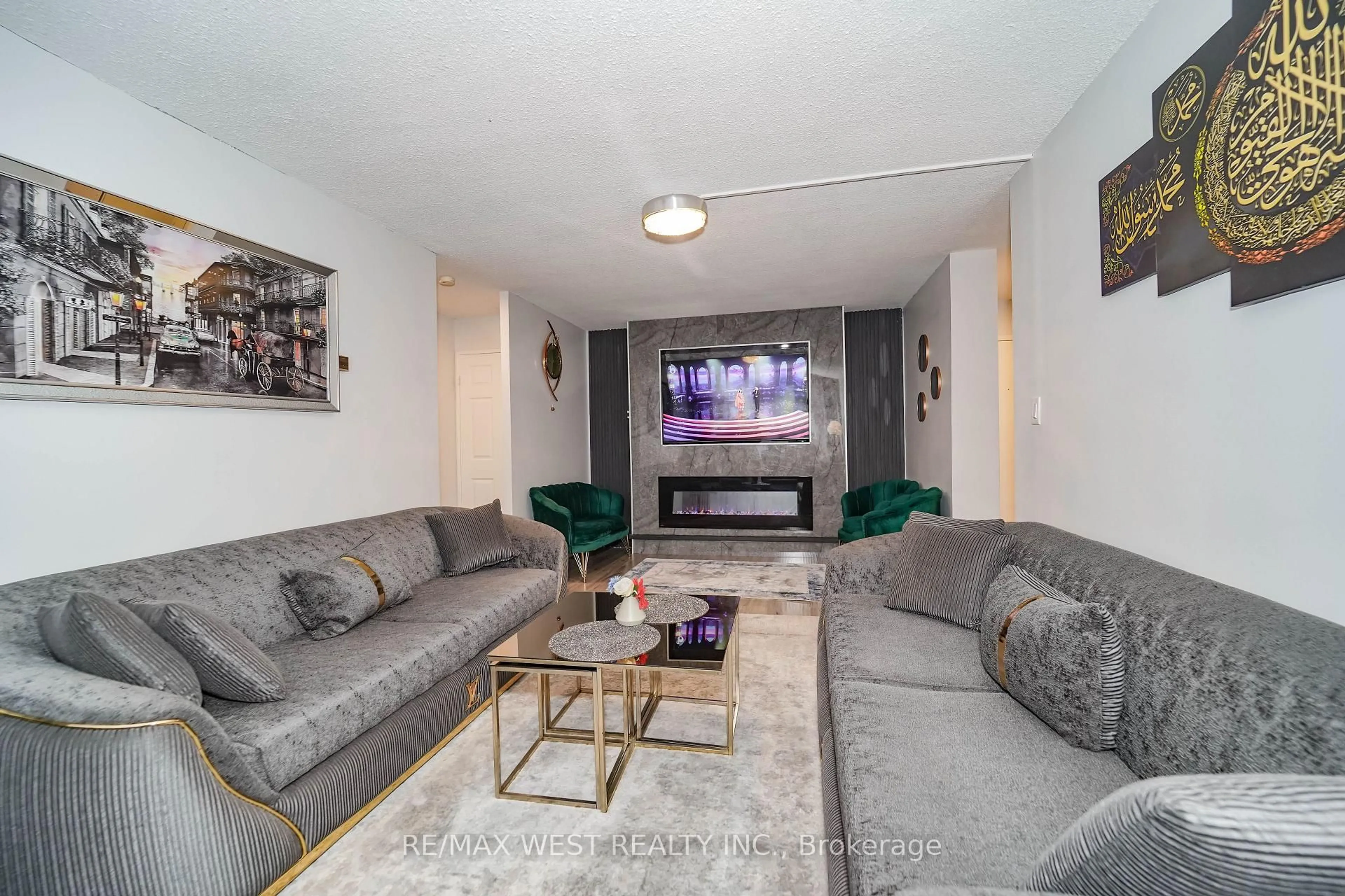 Living room with furniture, unknown for 100 Wingarden Crt #714, Toronto Ontario M1B 2P4