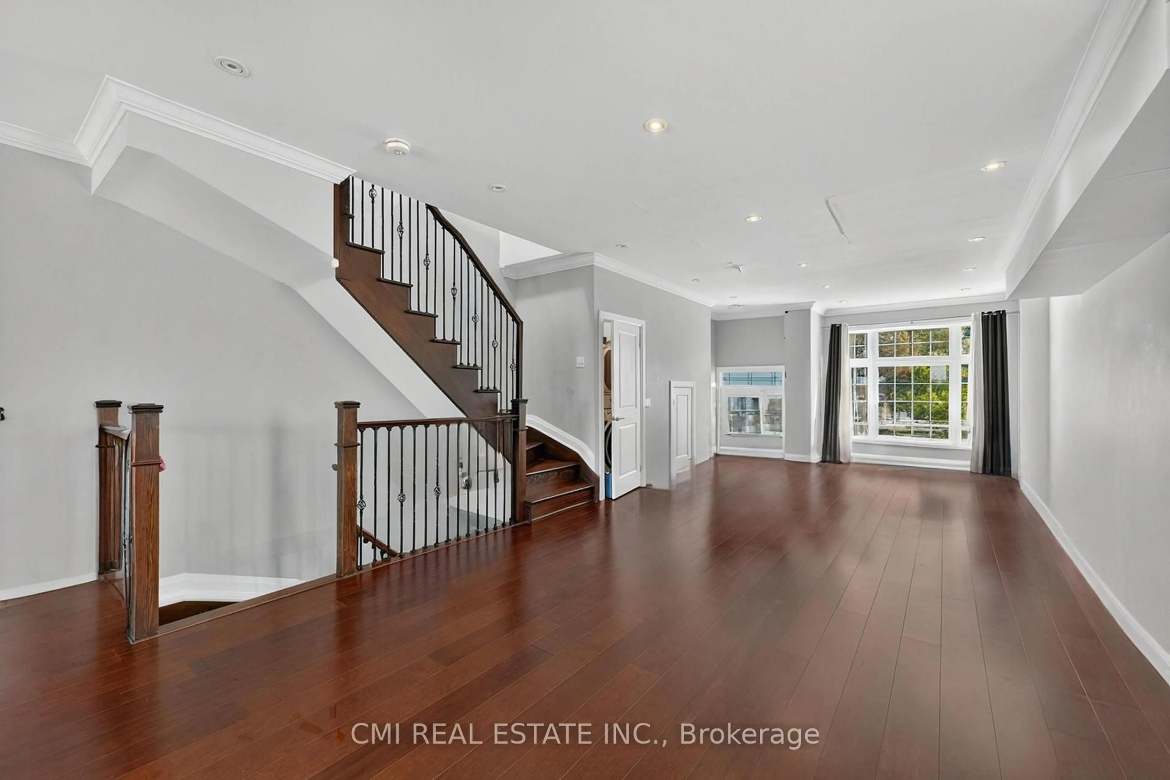 Indoor entryway for 20 Jeavons Ave, Toronto Ontario M1K 1S8