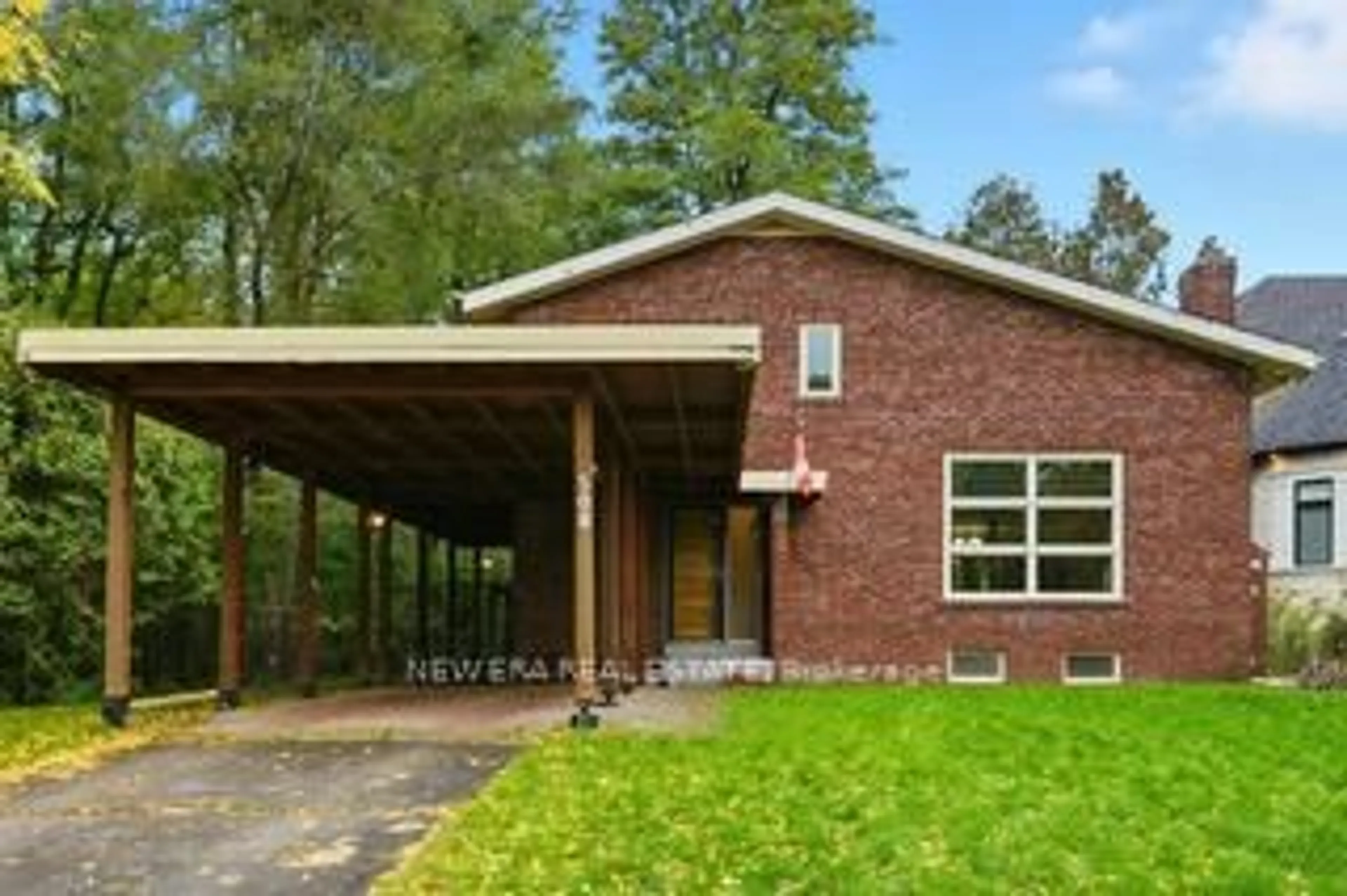 Home with brick exterior material, building for 508 Cliffview Rd, Pickering Ontario L1W 2N9