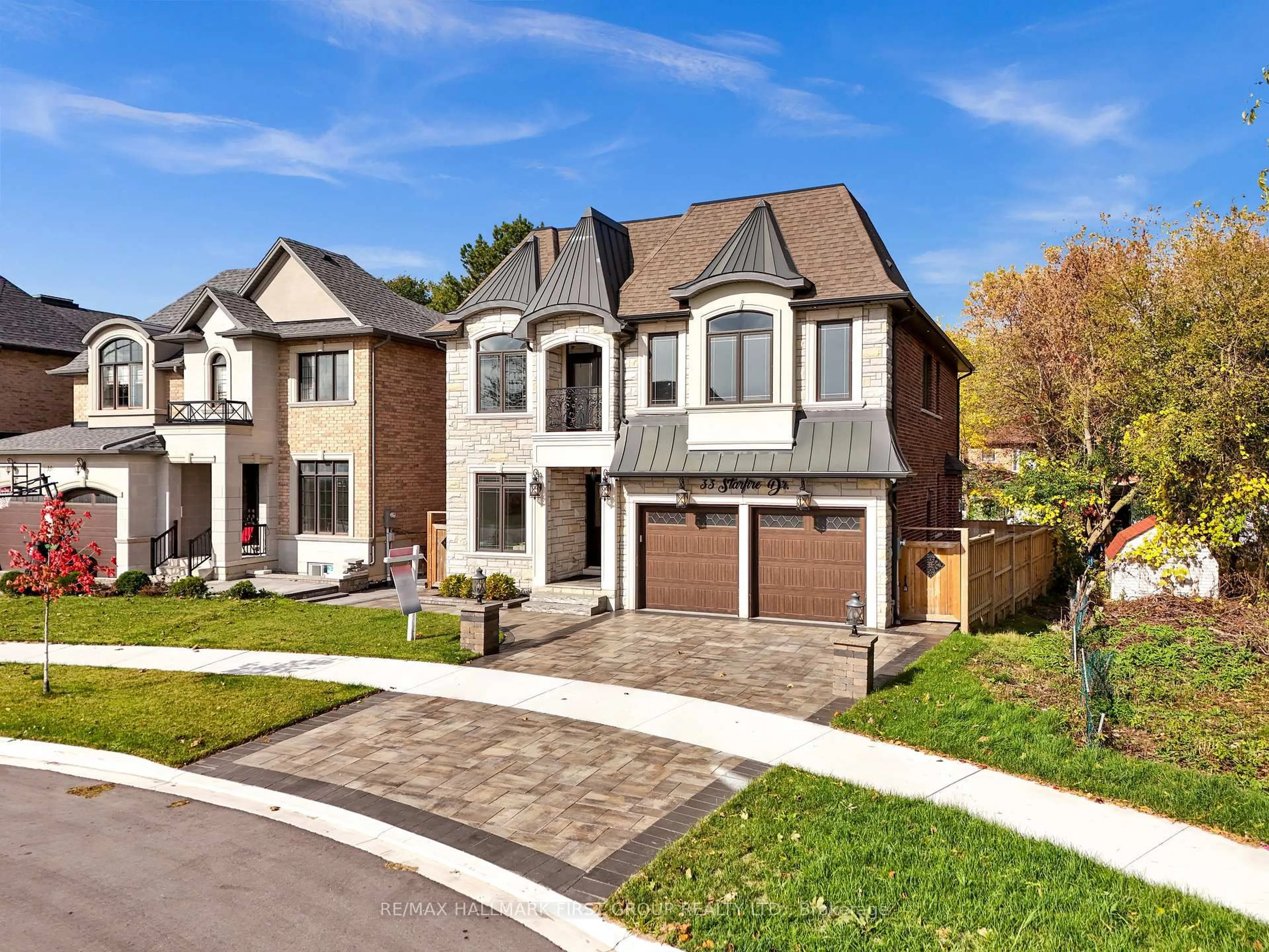 Home with brick exterior material, street for 33 Starfire Dr, Toronto Ontario M1C 5G3