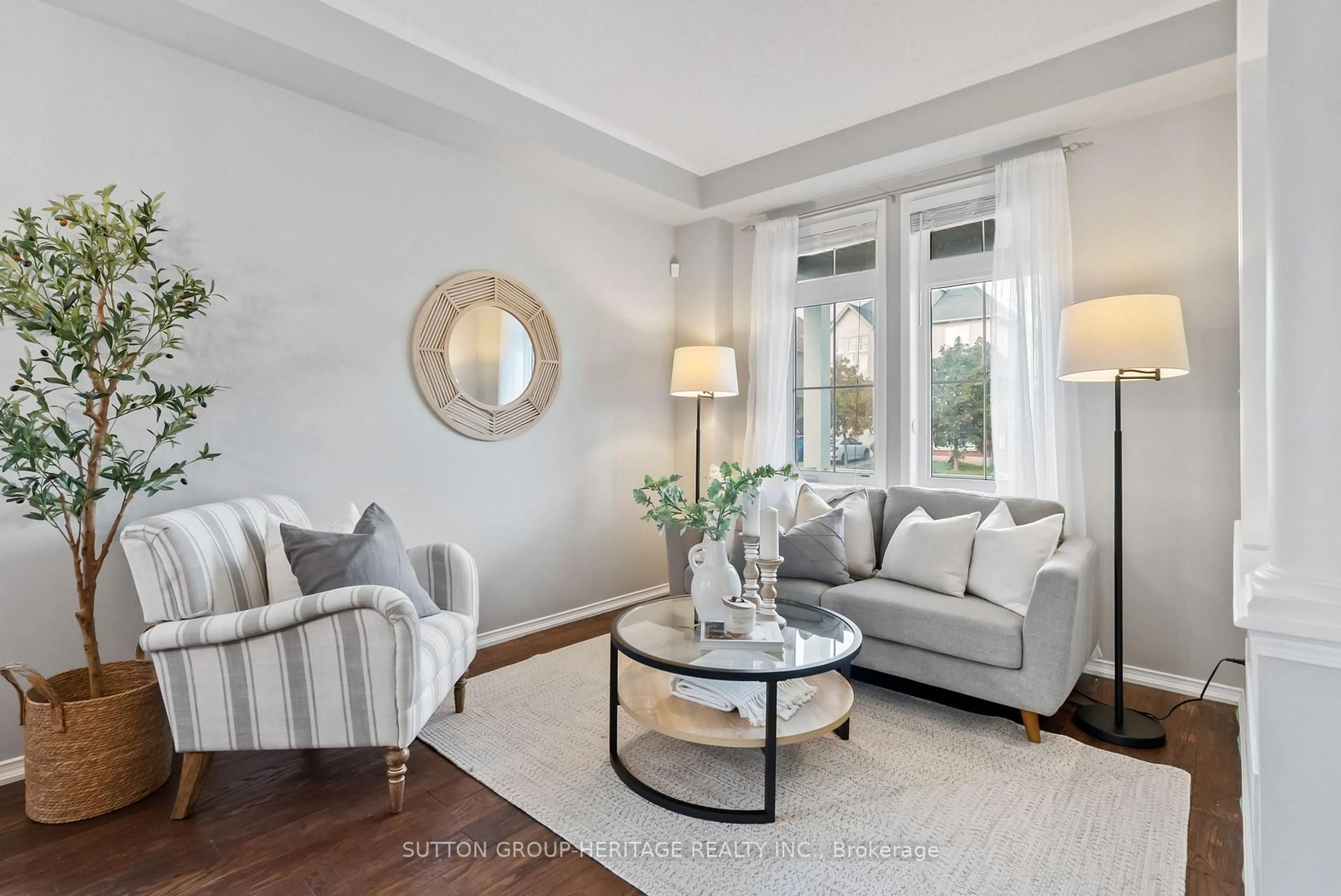 Living room with furniture, unknown for 2328 Pilgrim Sq, Oshawa Ontario L1L 0C2