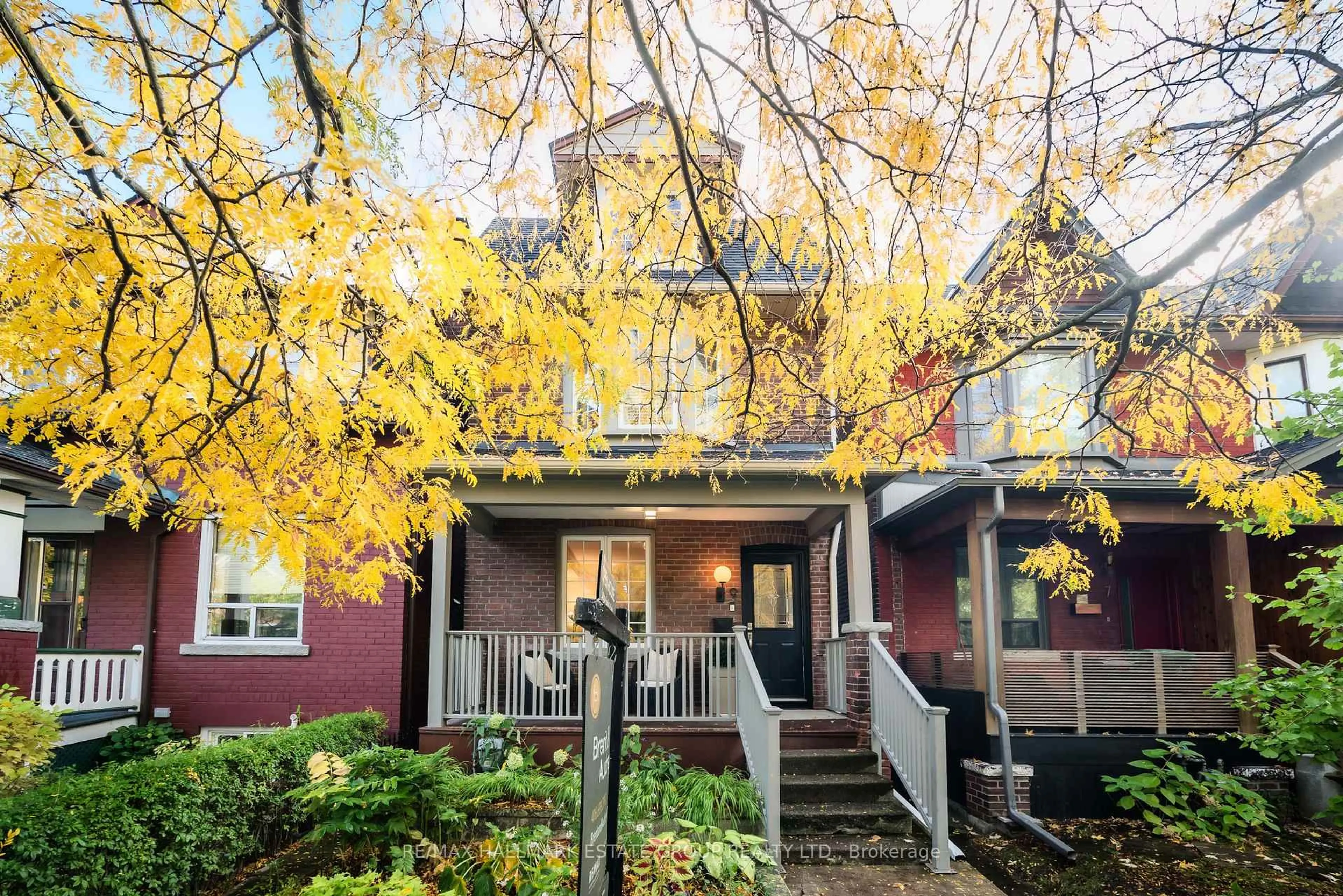 Patio, street for 9 Ethelwin Ave, Toronto Ontario M4C 1E7