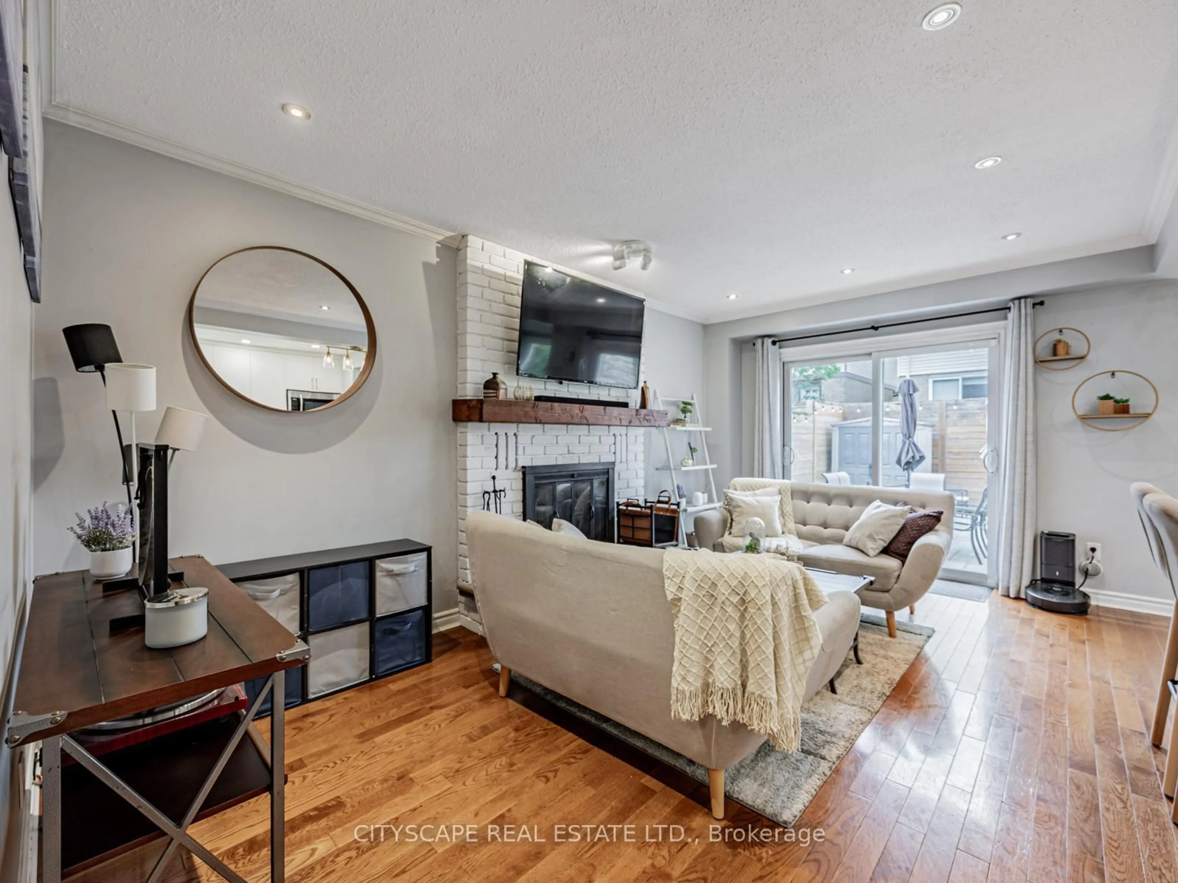 Living room with furniture, unknown for 83 Andrea Rd, Ajax Ontario L1S 3W1