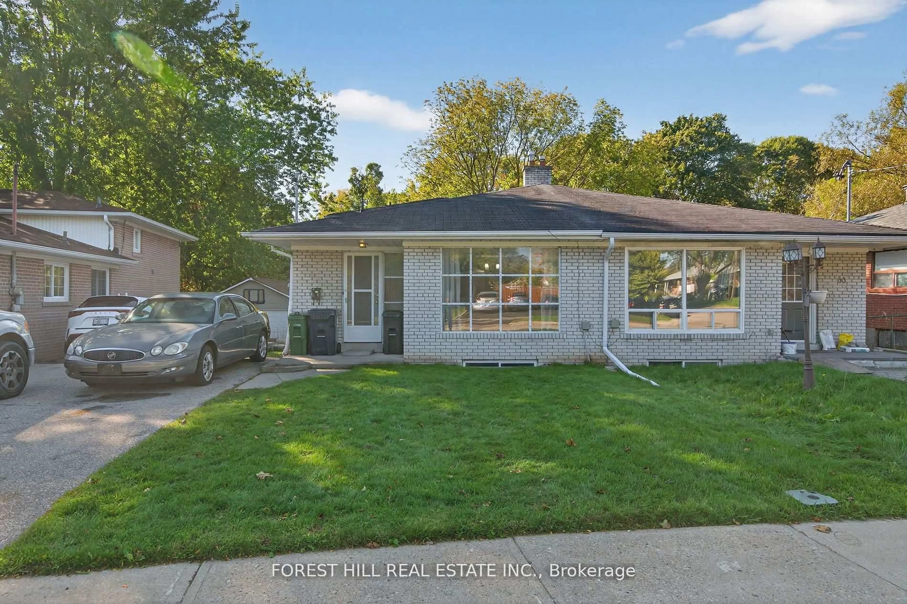 A pic from outside/outdoor area/front of a property/back of a property/a pic from drone, street for 65 Darlingside Dr, Toronto Ontario M1E 3P2