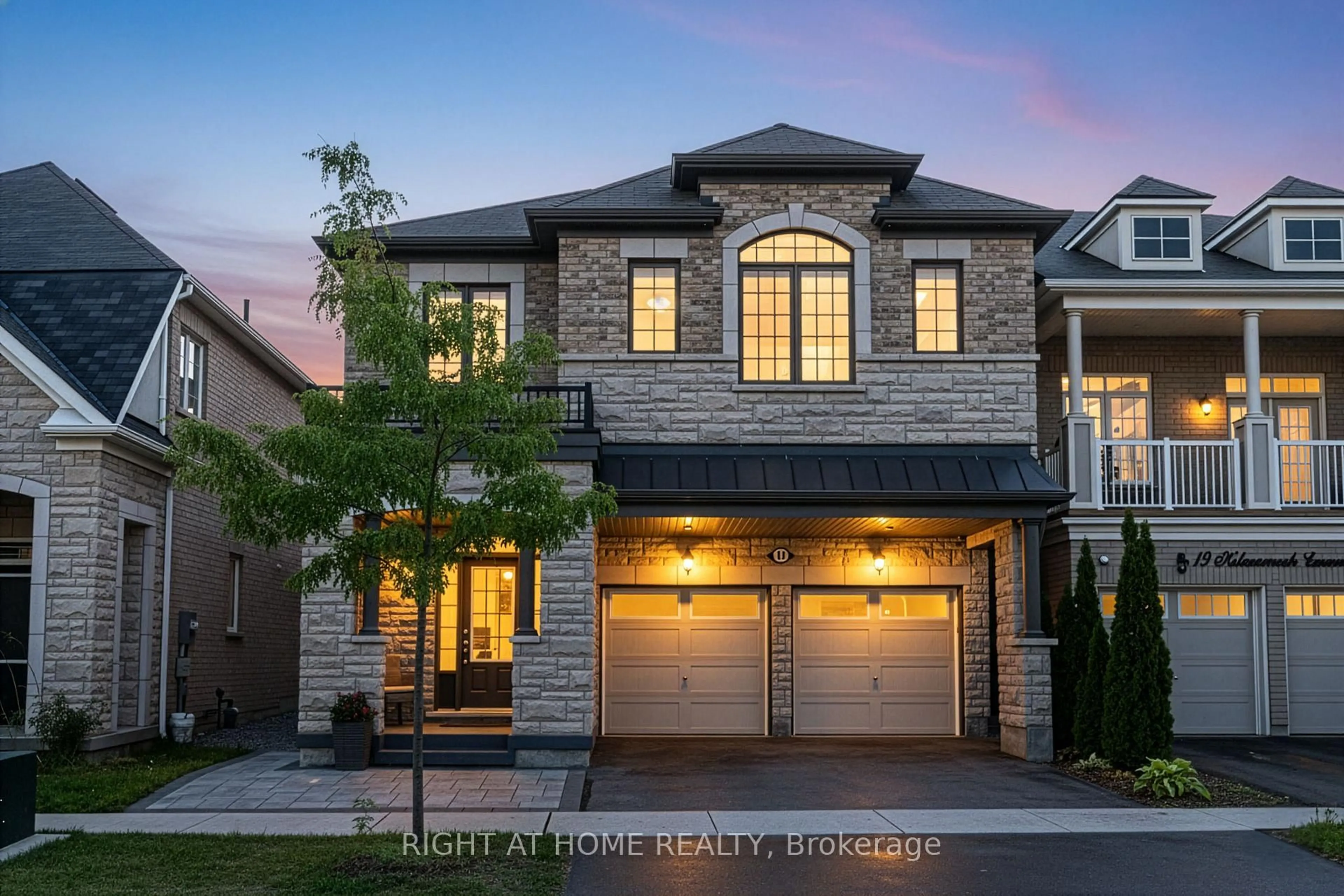 Home with brick exterior material, street for 17 Kilmarnock Cres, Whitby Ontario L1P 0E8