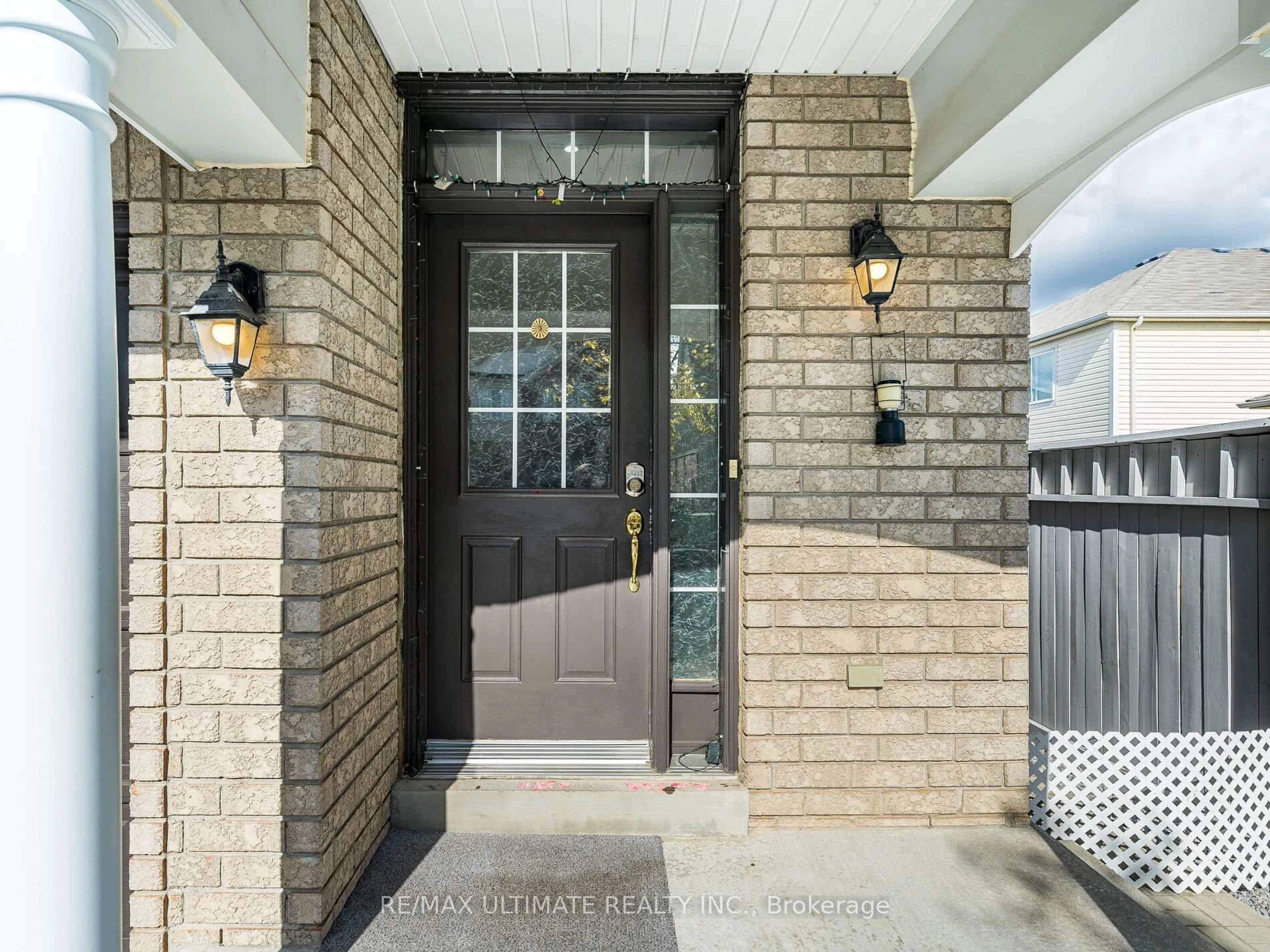 Indoor entryway for 43 Tozer Cres, Ajax Ontario L1T 5A1