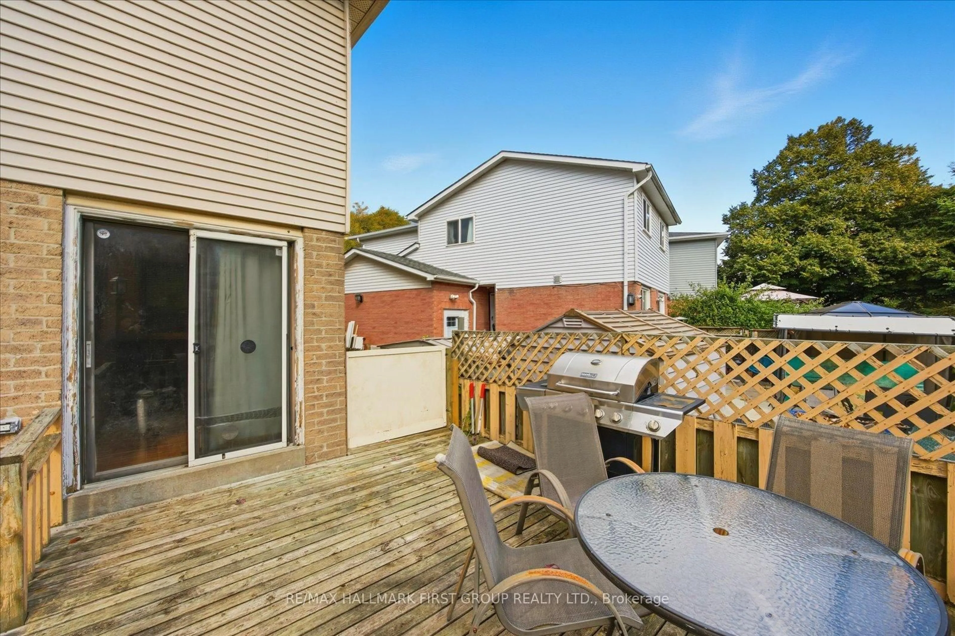 Patio, street for 67 Frazer Rd, Ajax Ontario L1S 4B4