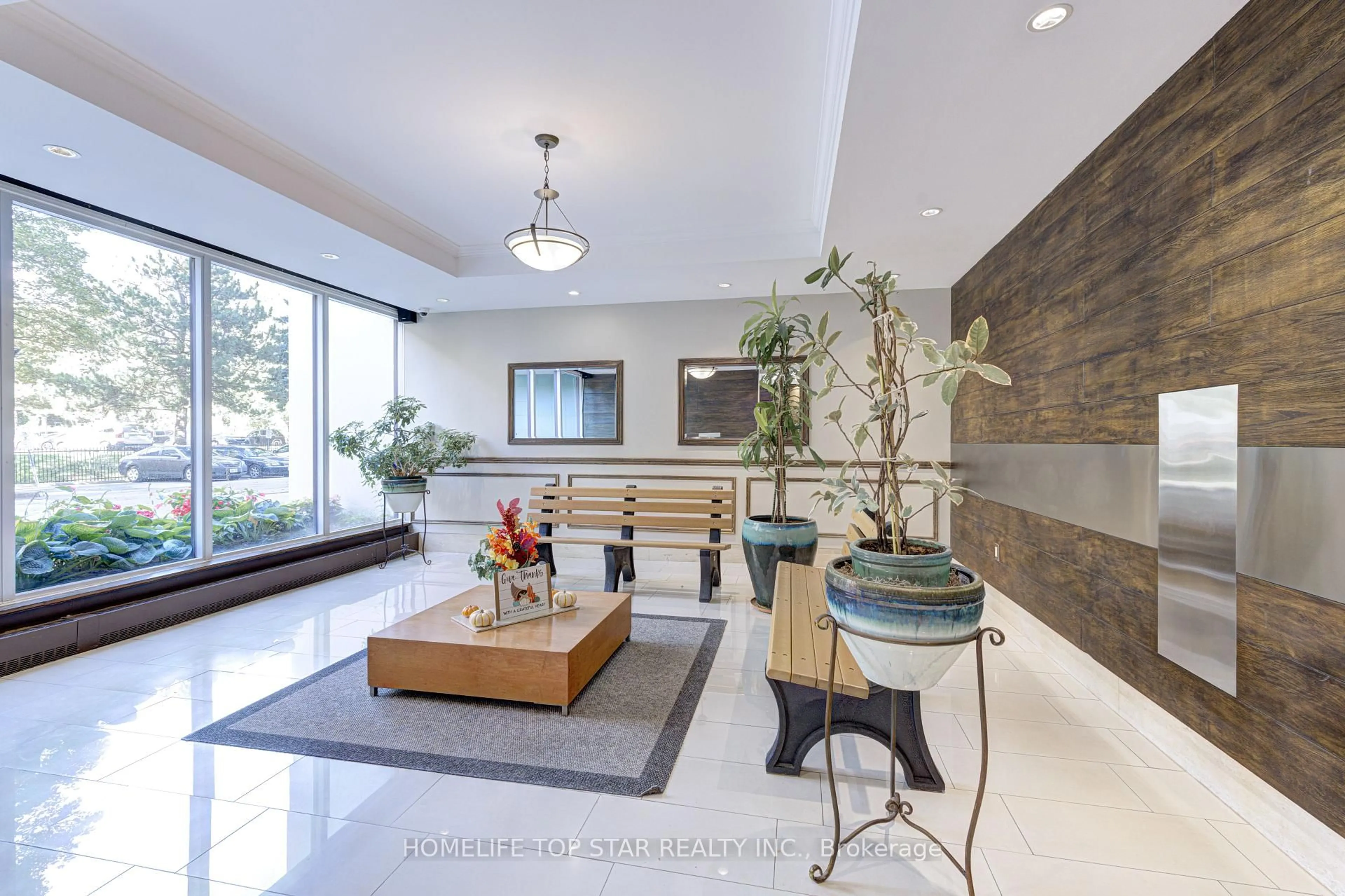 Lobby for 1250 Bridletowne Circ #501, Toronto Ontario M1W 2V1