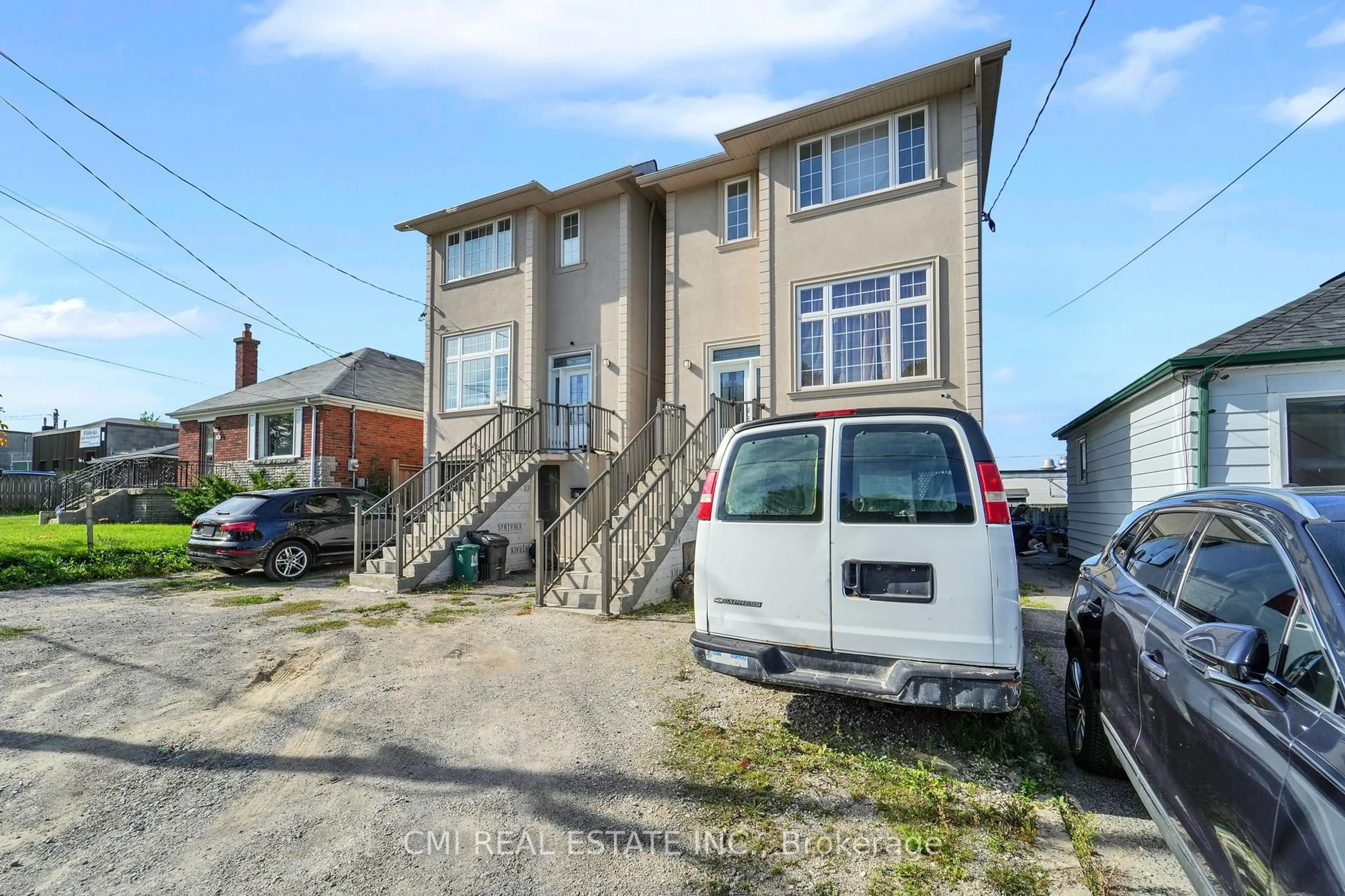 A pic from outside/outdoor area/front of a property/back of a property/a pic from drone, street for 22 Jeavons Ave, Toronto Ontario M1K 1S8