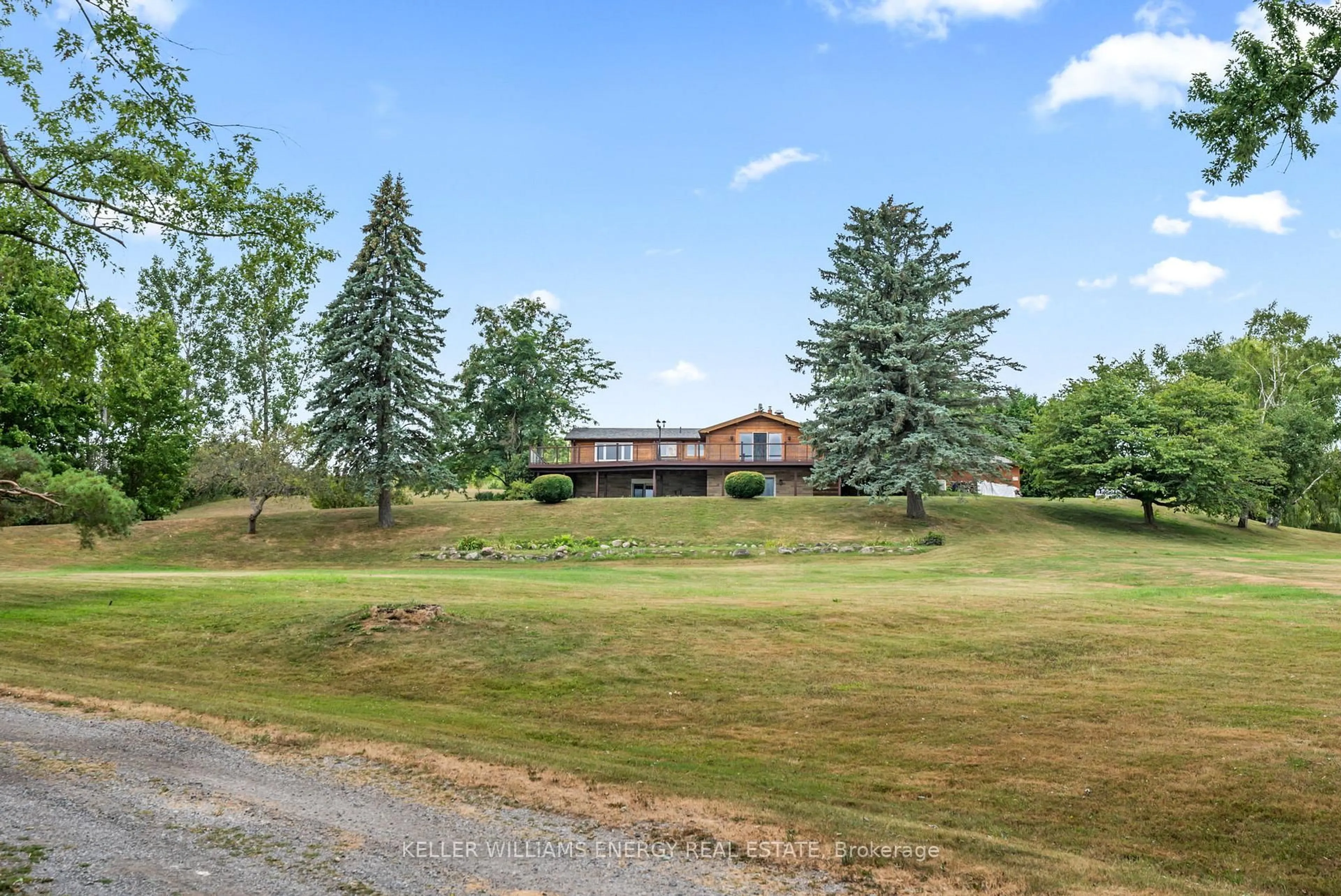 A pic from outside/outdoor area/front of a property/back of a property/a pic from drone, mountain view for 7368 Mercer Rd, Clarington Ontario L0A 1E0