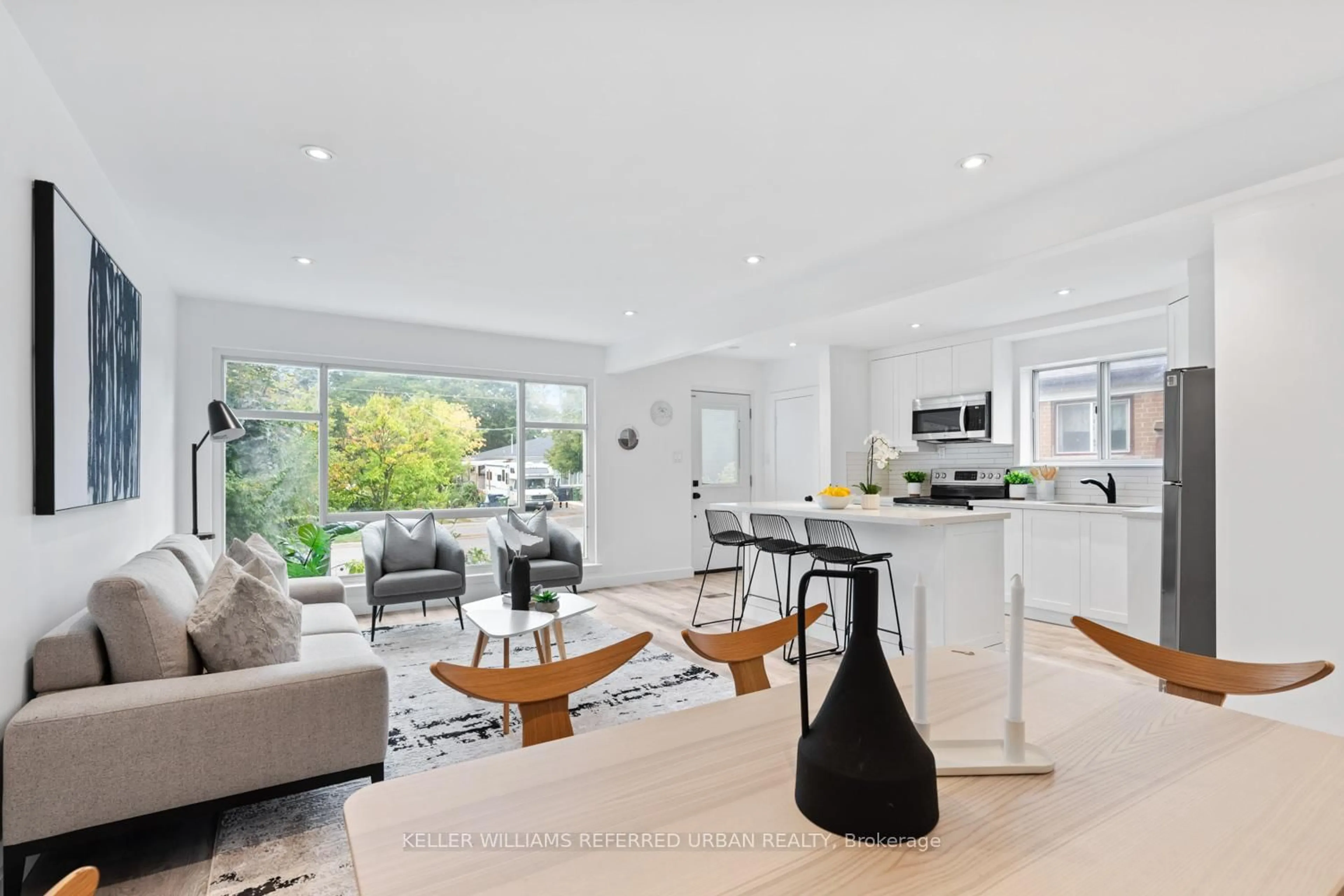 Open concept kitchen, unknown for 73 Trinnell Blvd, Toronto Ontario M1L 1S6