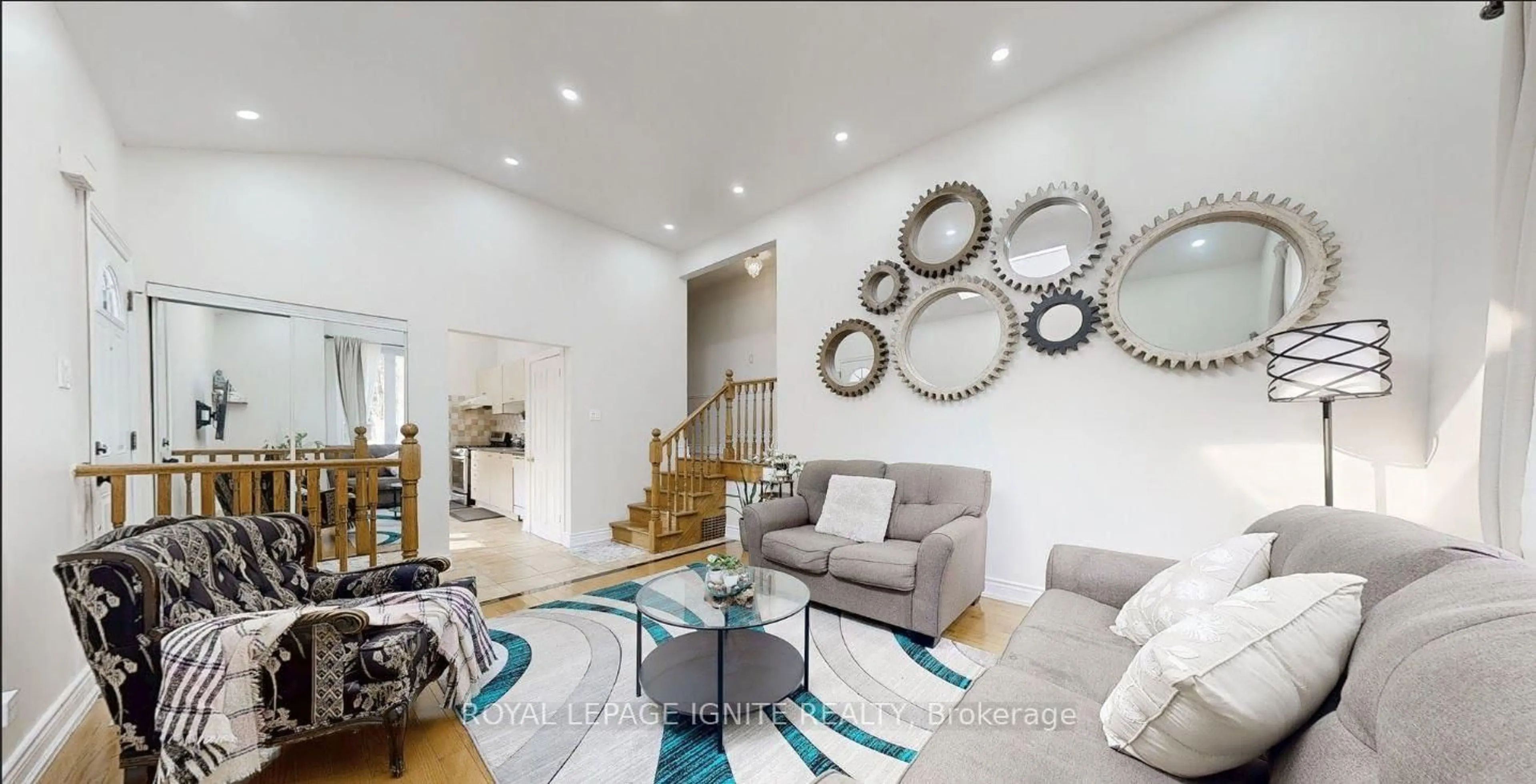 Living room with furniture, unknown for 140 Benleigh Dr, Toronto Ontario M1H 1K3