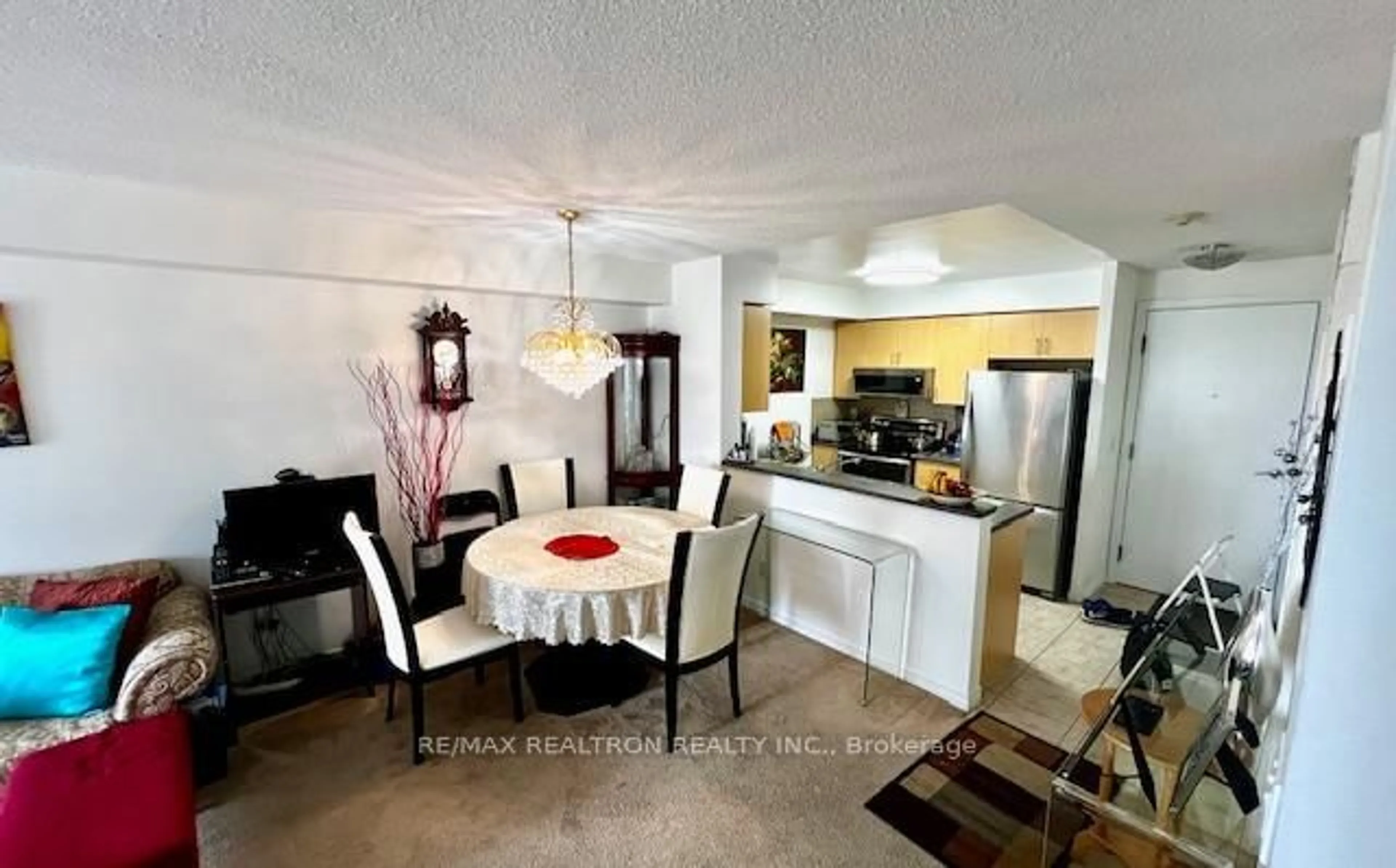 Open concept kitchen, unknown for 3650 Kingston Rd #726, Toronto Ontario M1M 3X9