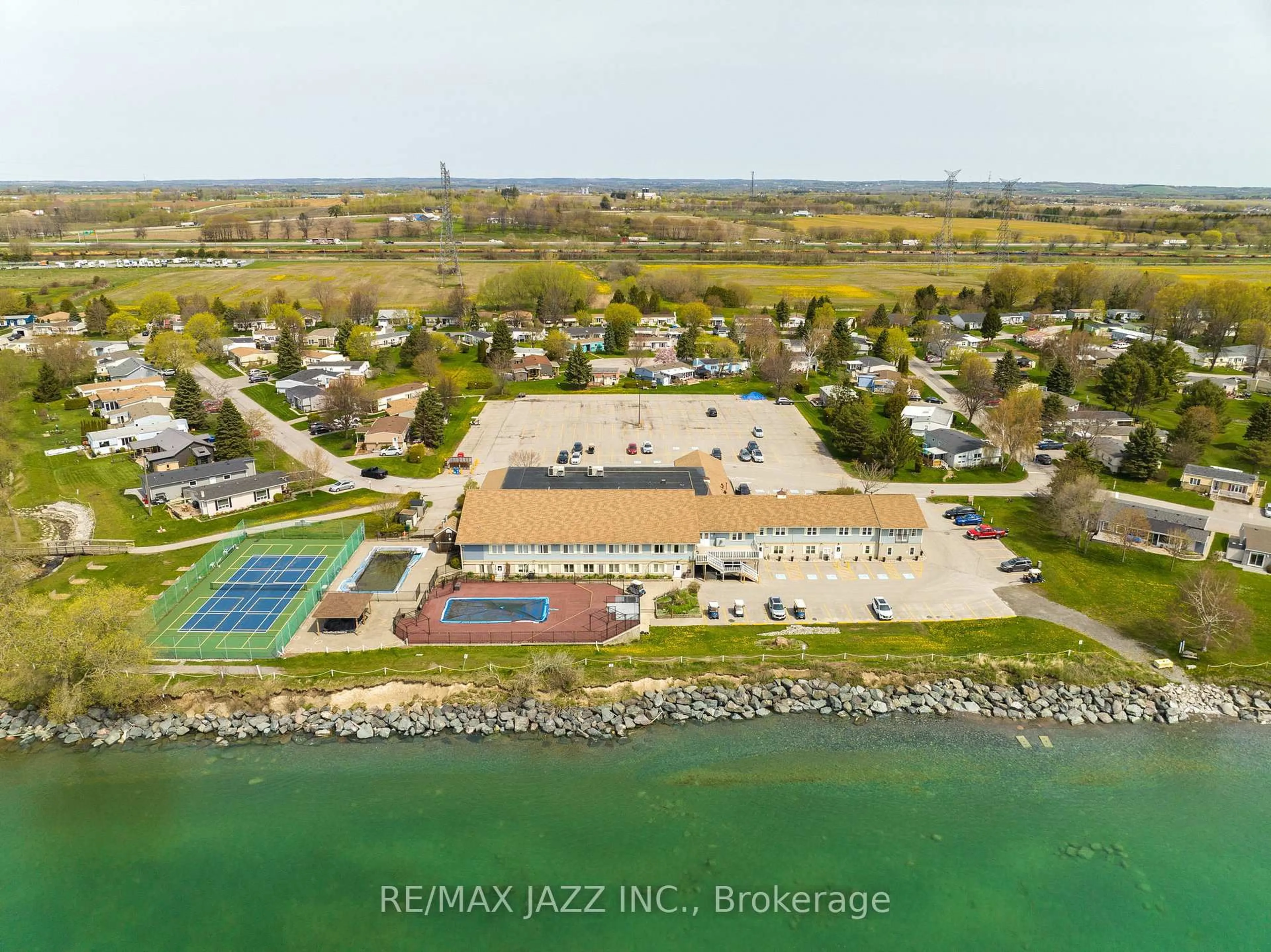 A pic from outside/outdoor area/front of a property/back of a property/a pic from drone, water/lake/river/ocean view for 15 Bluffs Rd, Clarington Ontario L1B 1A3
