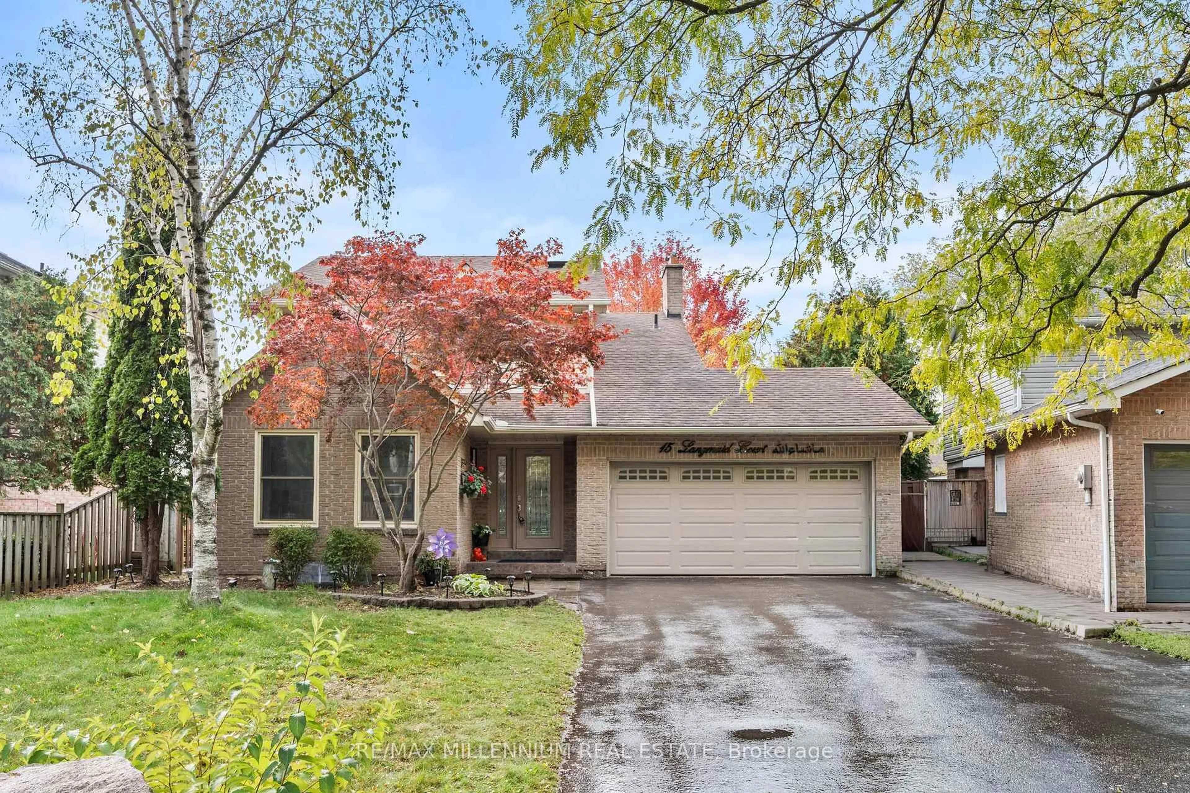 Home with brick exterior material, street for 15 Langmaid Crt, Whitby Ontario L1N 6M7