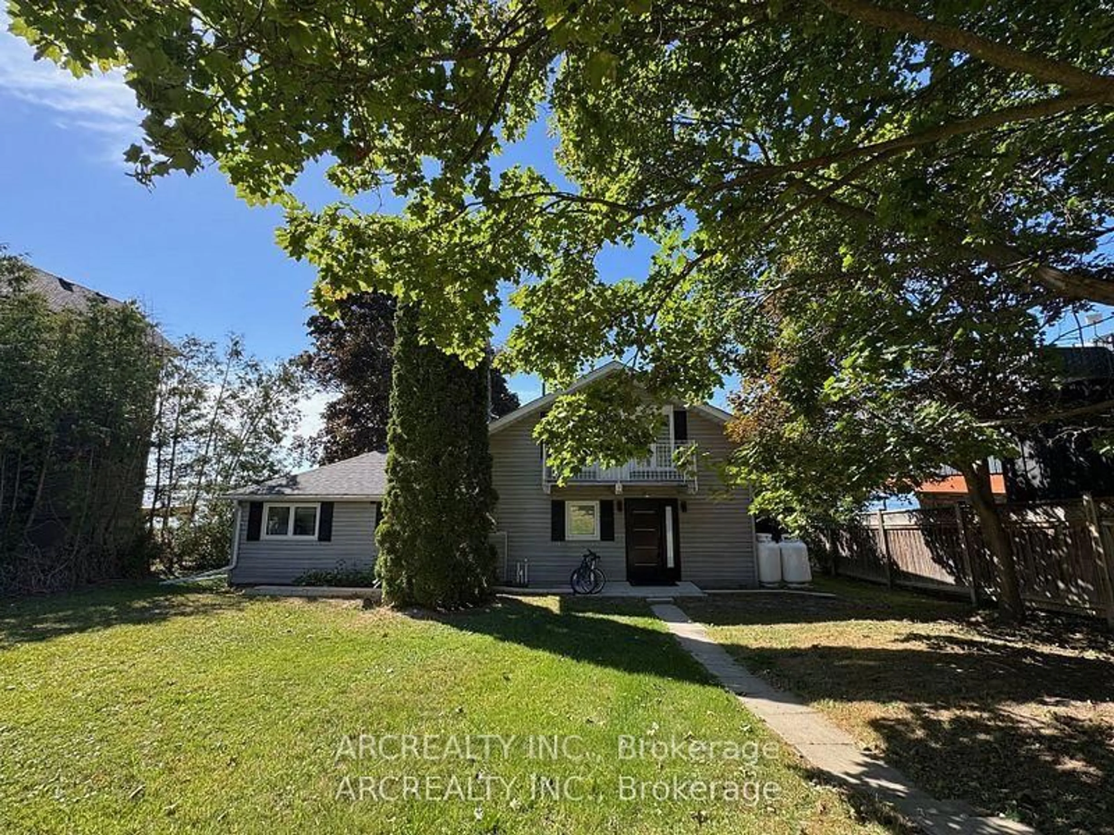 A pic from outside/outdoor area/front of a property/back of a property/a pic from drone, street for 420 Fralick's Beach Rd, Scugog Ontario L9L 1B6