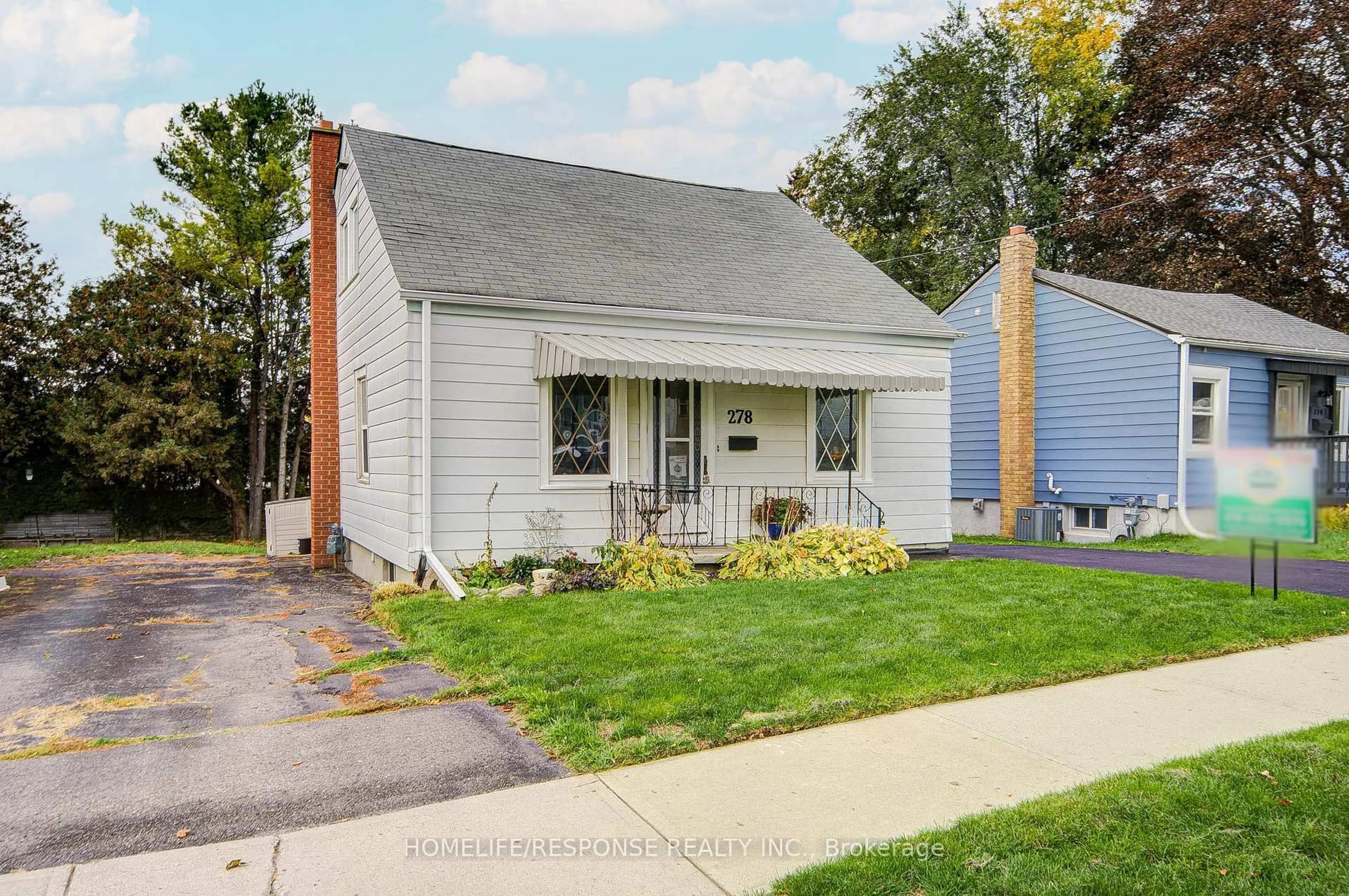 Home with vinyl exterior material, street for 278 Drew St, Oshawa Ontario L1H 5A7