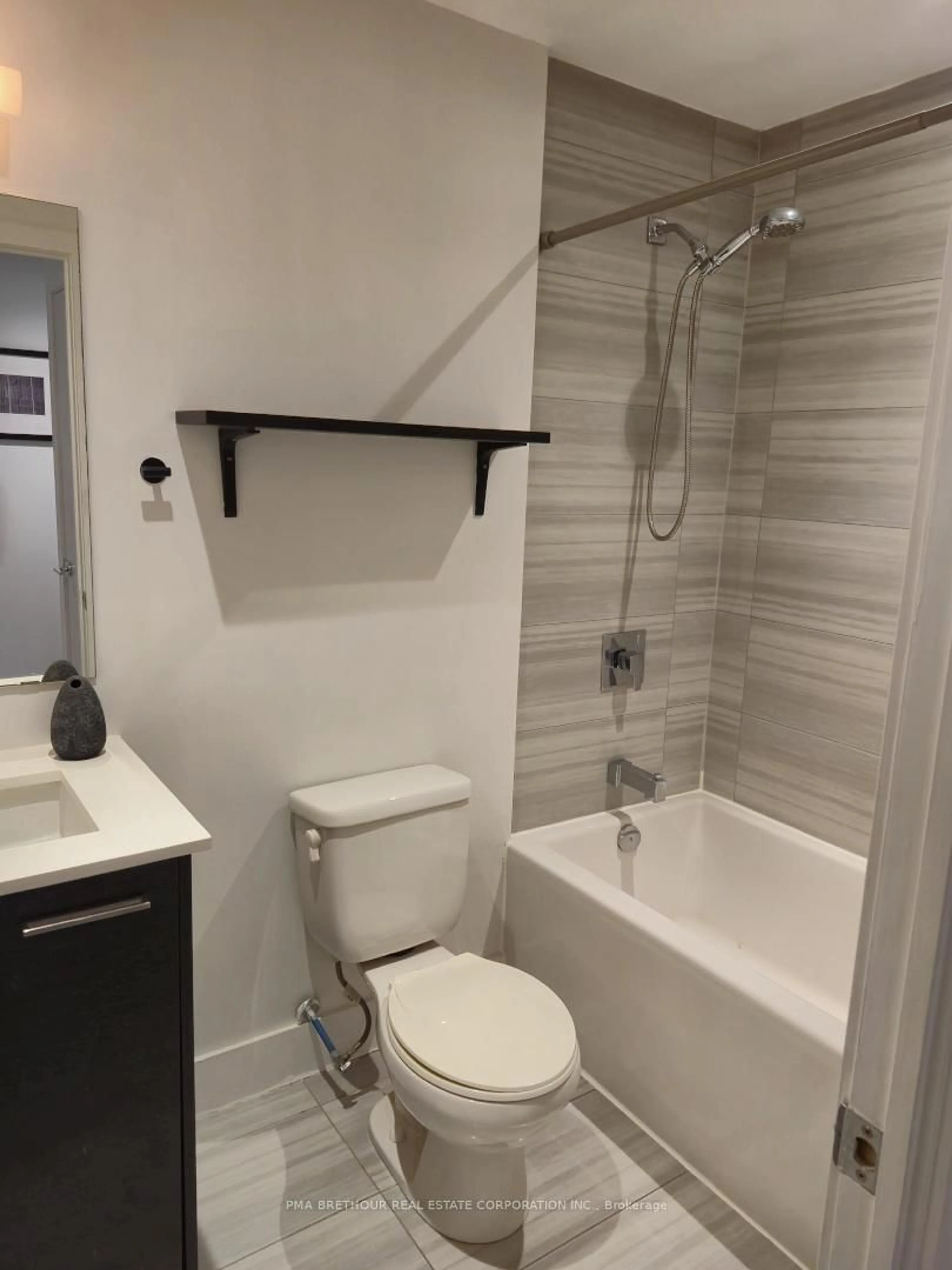 Standard bathroom, unknown for 630 Queen Street East St #407, Toronto Ontario M4M 1G3