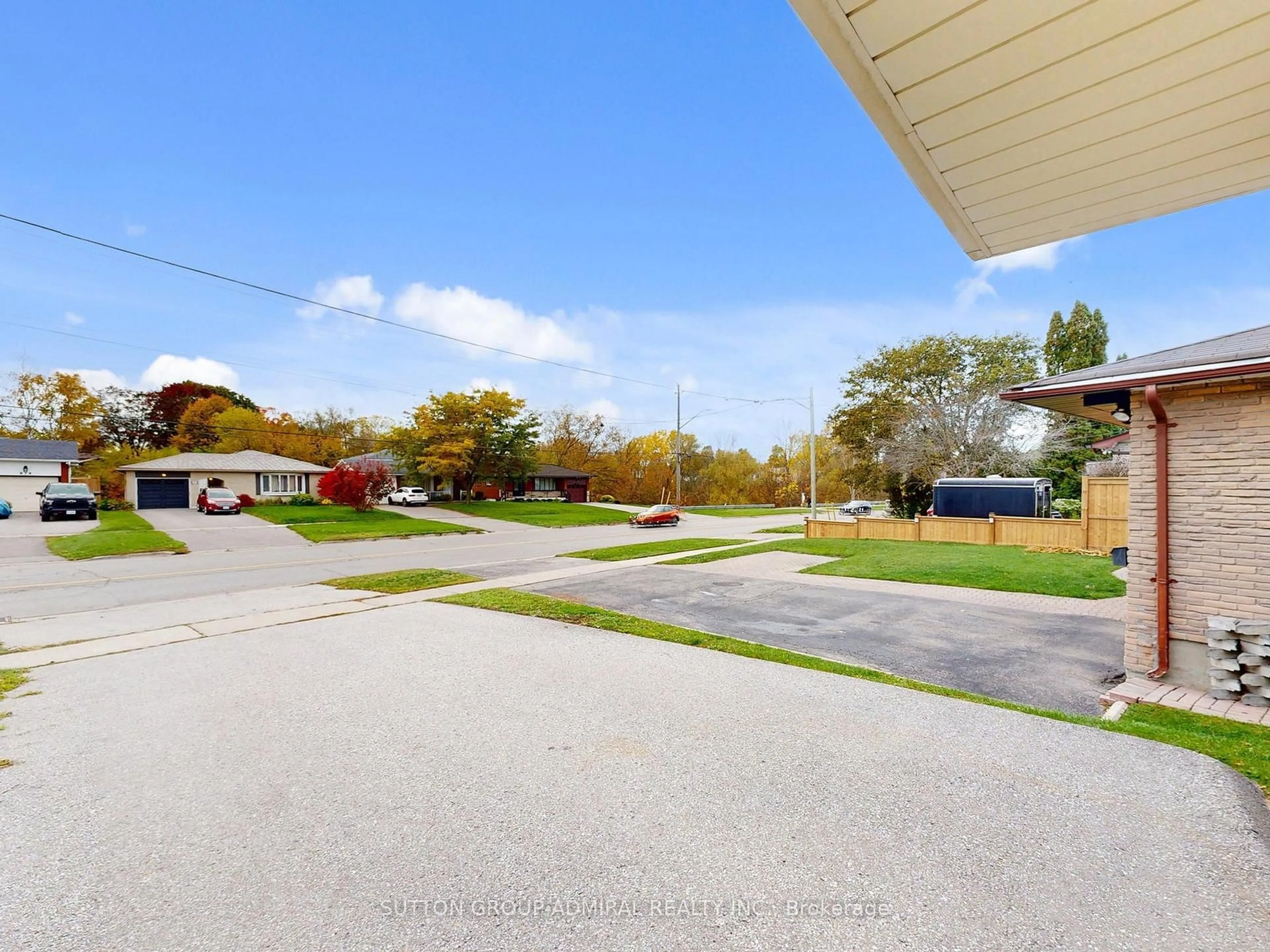 Unknown for 680 Adelaide Ave, Oshawa Ontario L1G 2A8