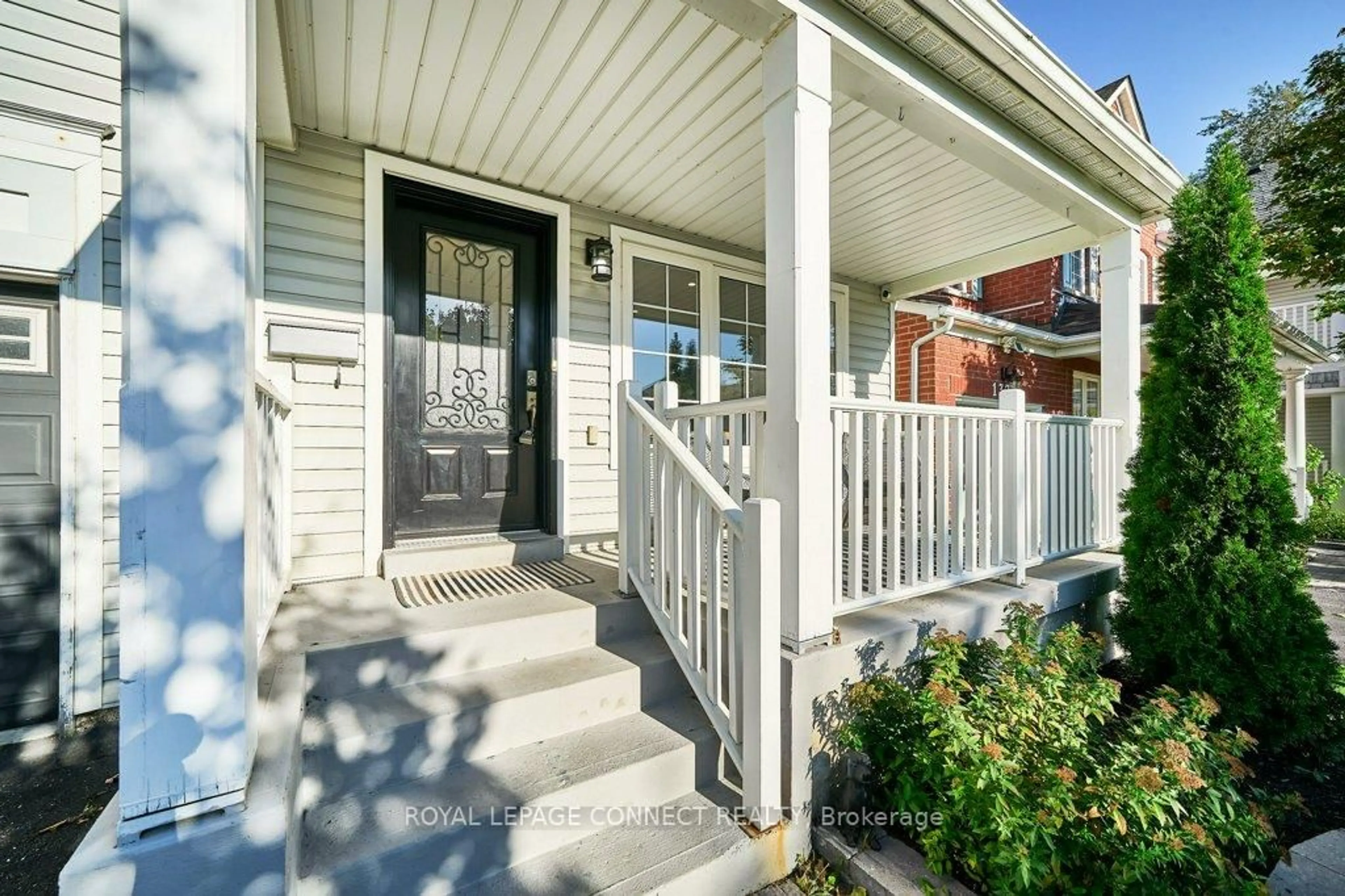 Home with vinyl exterior material, street for 1373 Dumont St, Oshawa Ontario L1K 2V3