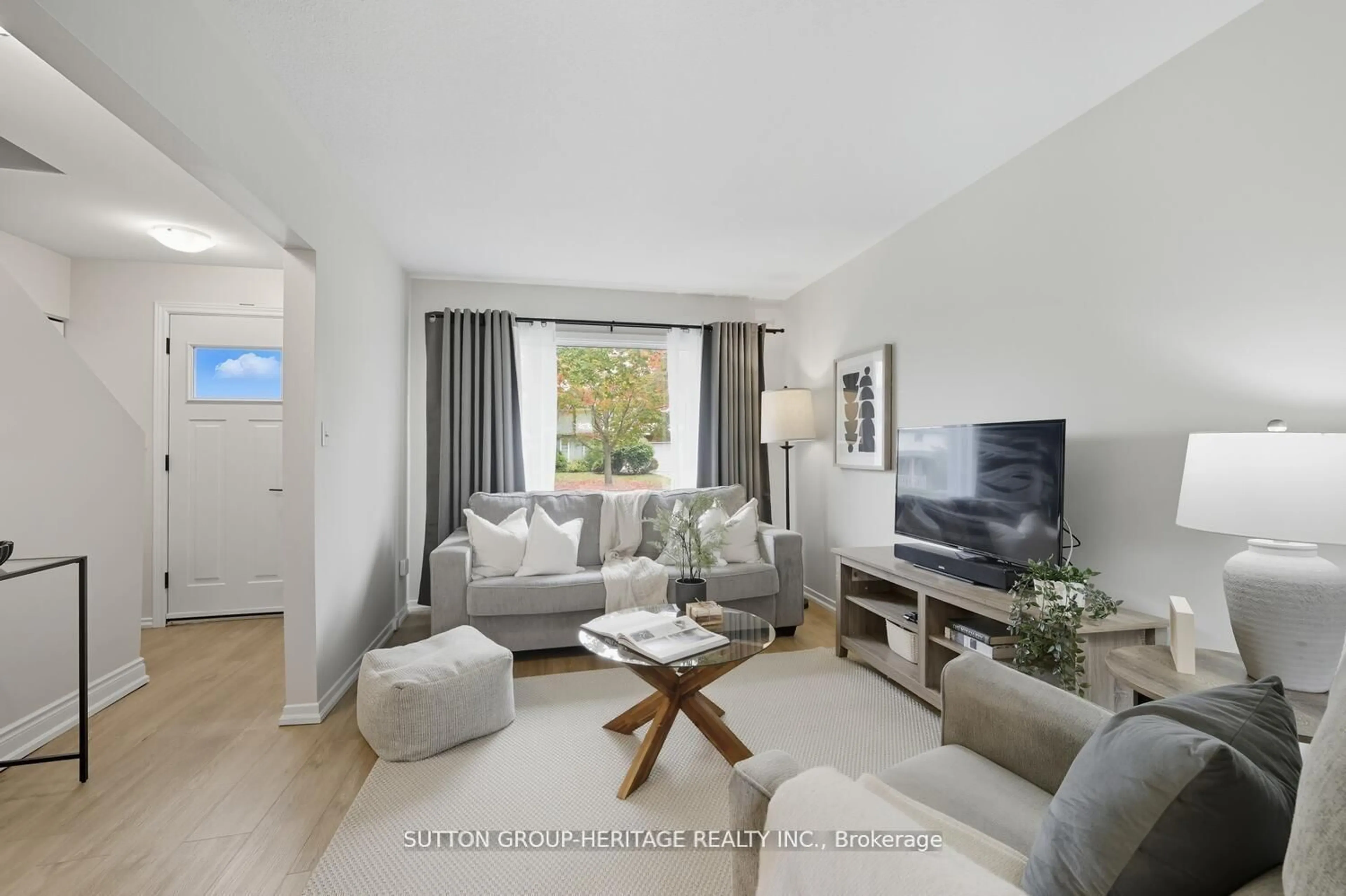 Living room with furniture, unknown for 23 Swanston Cres, Ajax Ontario L1S 3J5